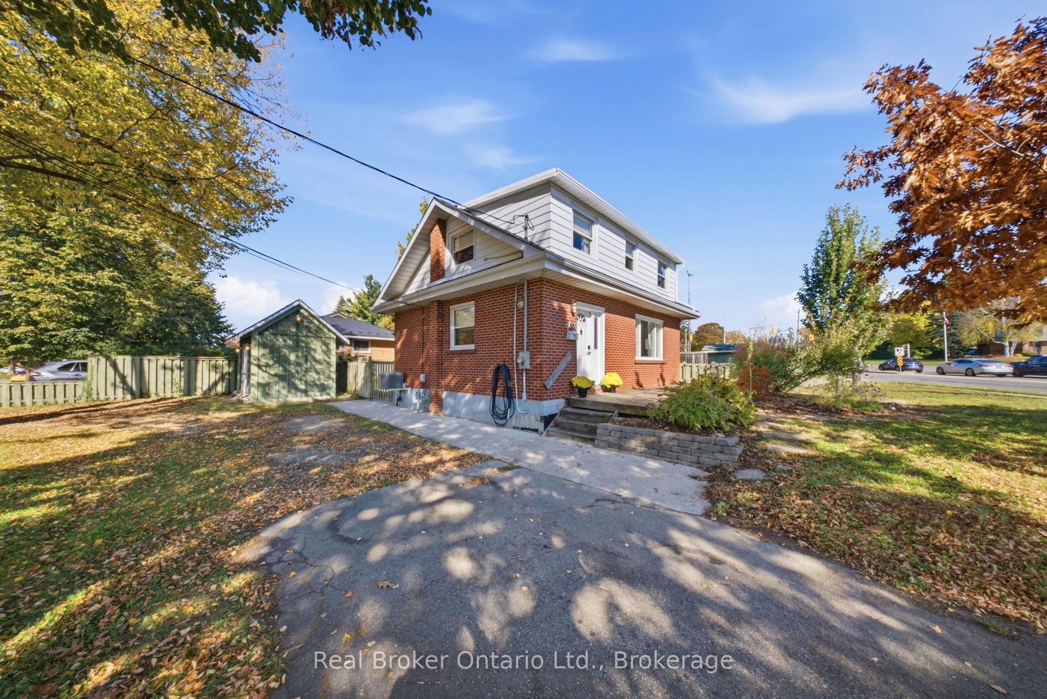 490 Speedvale Avenue E Property Photo 1