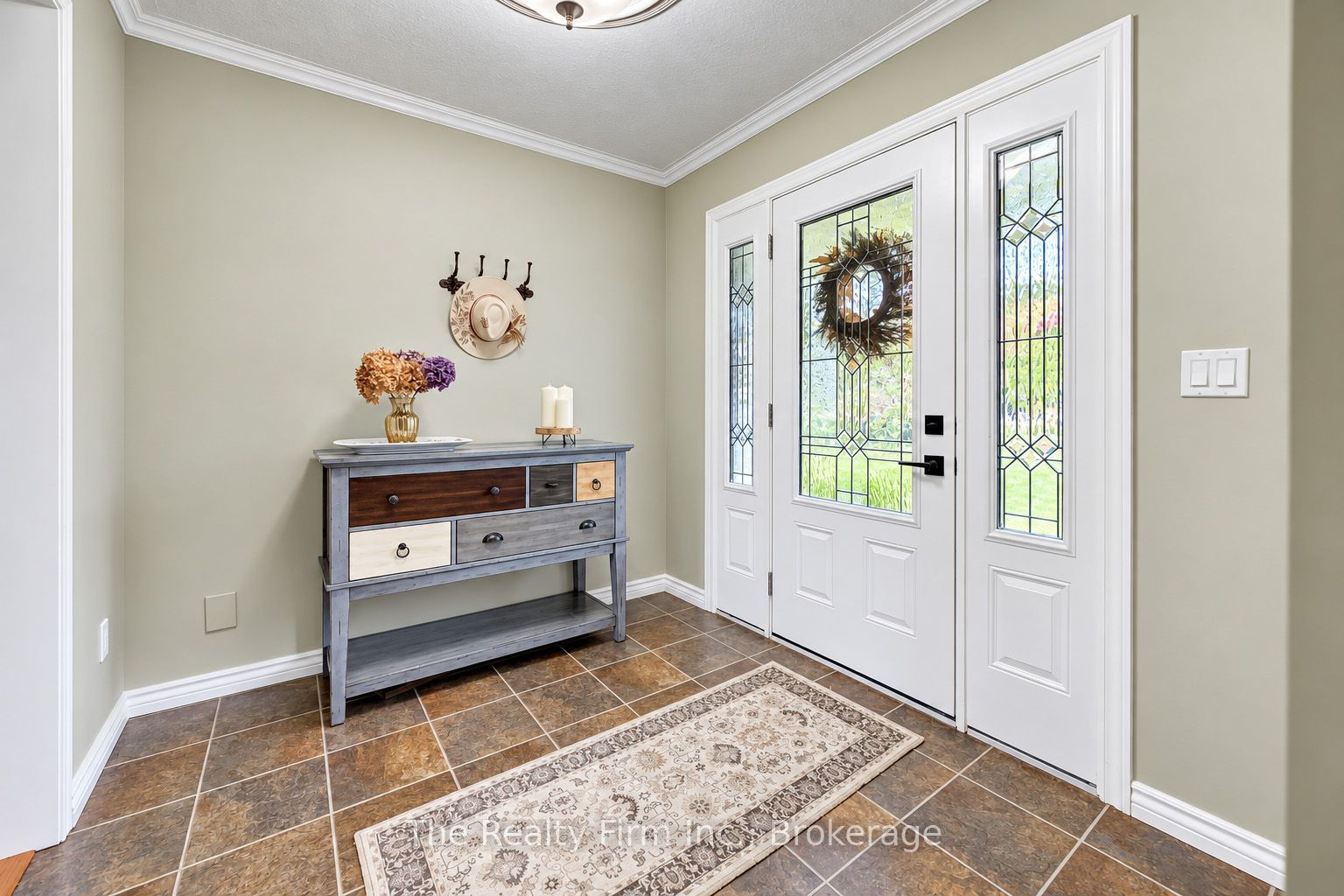 6652 3rd Line W Property Photo 3