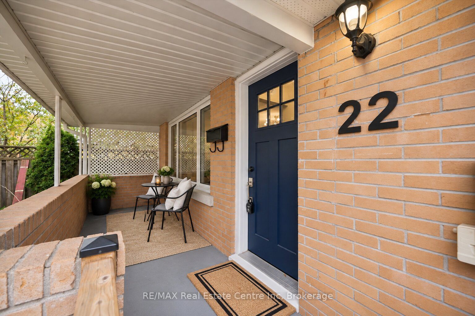 22 Fifth Avenue Property Photo 3