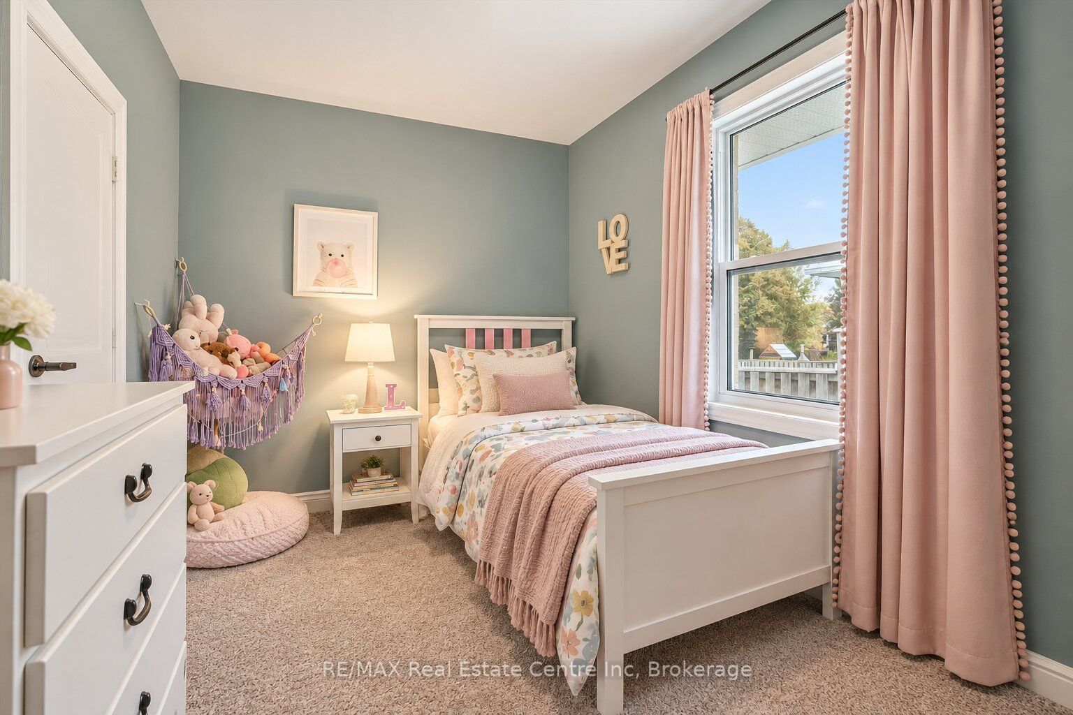 22 Fifth Avenue Property Photo 11