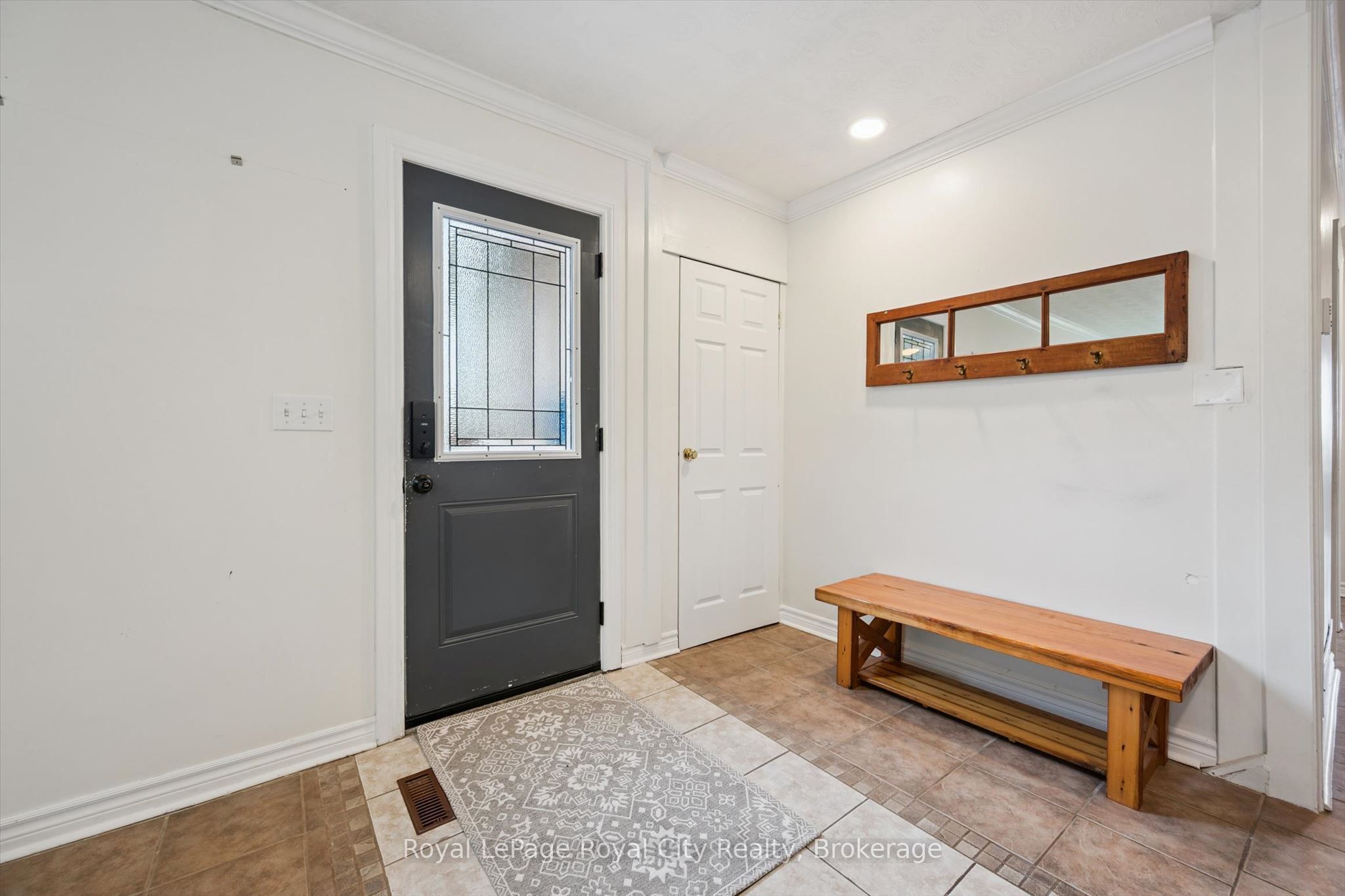 29 Mcilwraith Crescent Property Photo 4