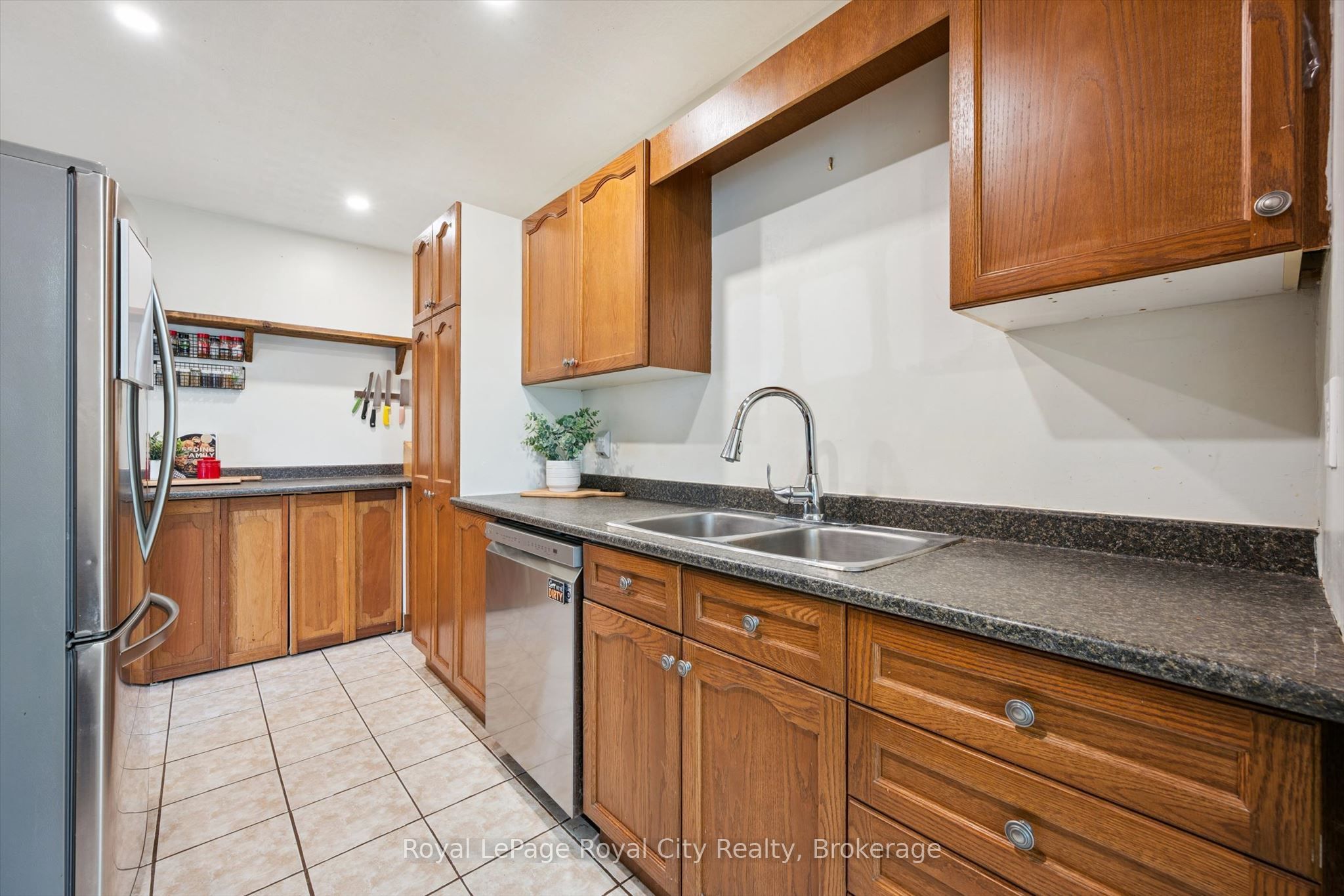 29 Mcilwraith Crescent Property Photo 12