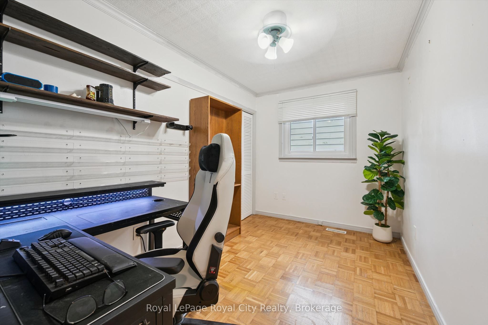 29 Mcilwraith Crescent Property Photo 16