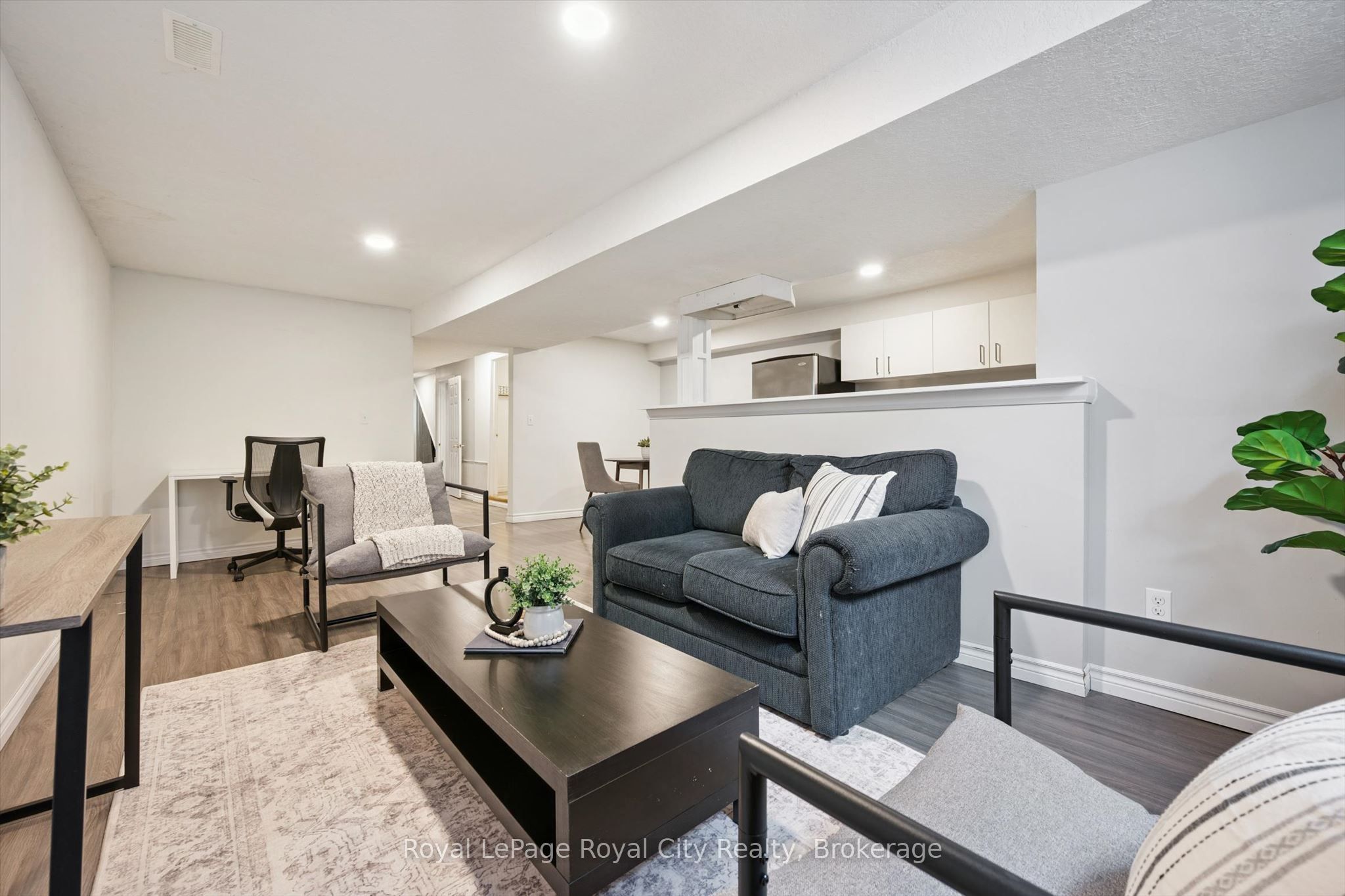 29 Mcilwraith Crescent Property Photo 28