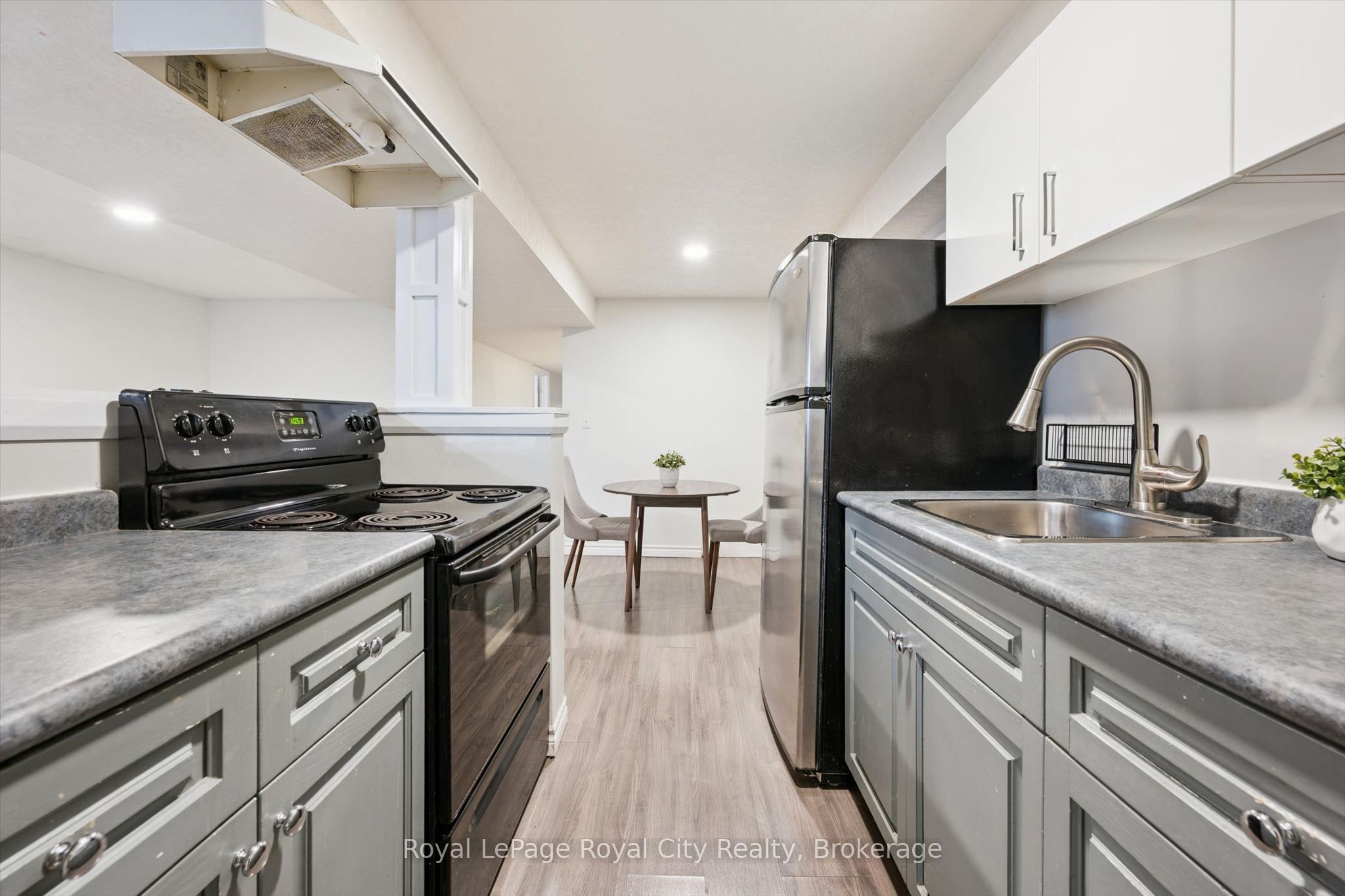 29 Mcilwraith Crescent Property Photo 30