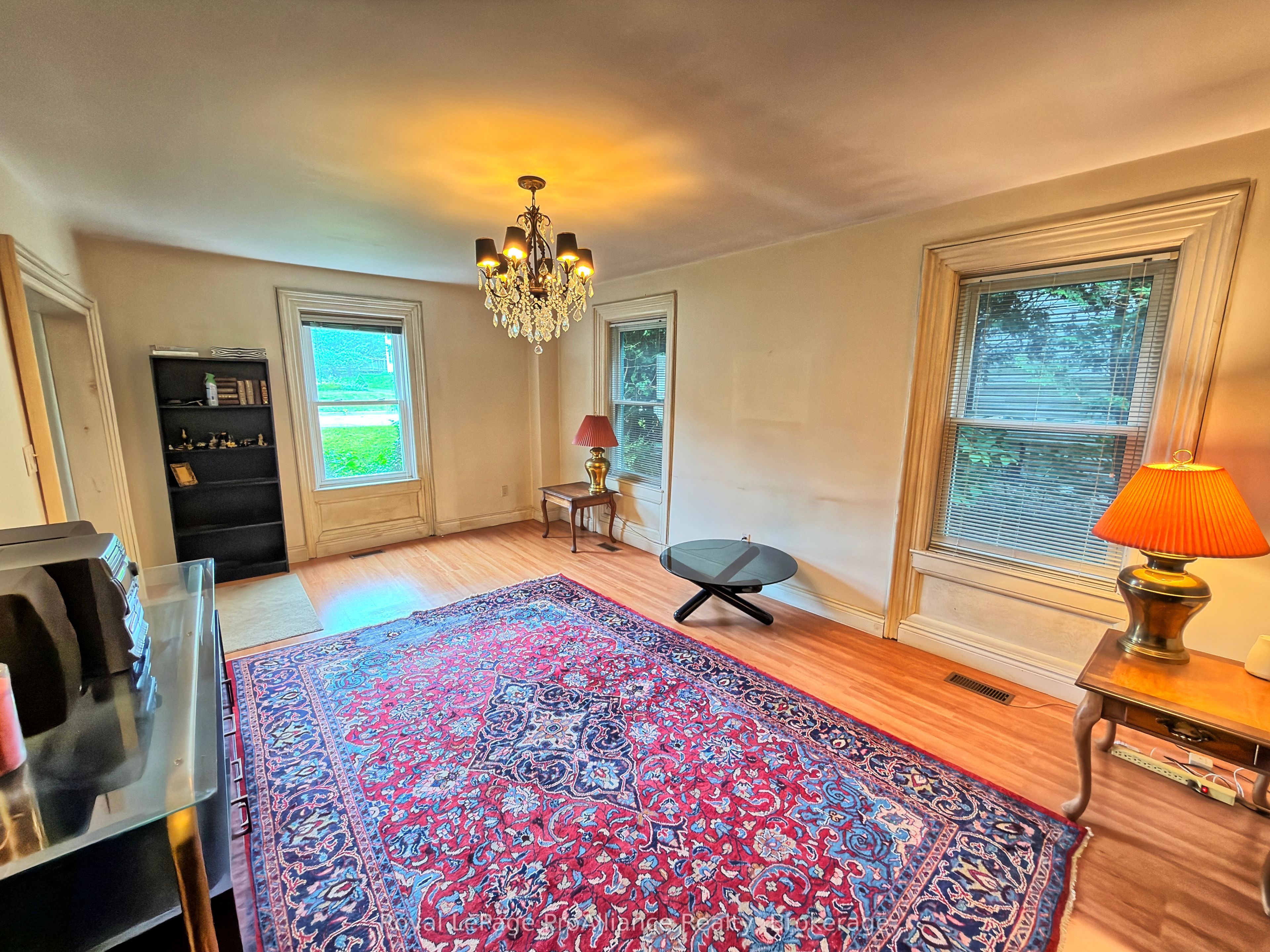 889 Smith Street Property Photo 11