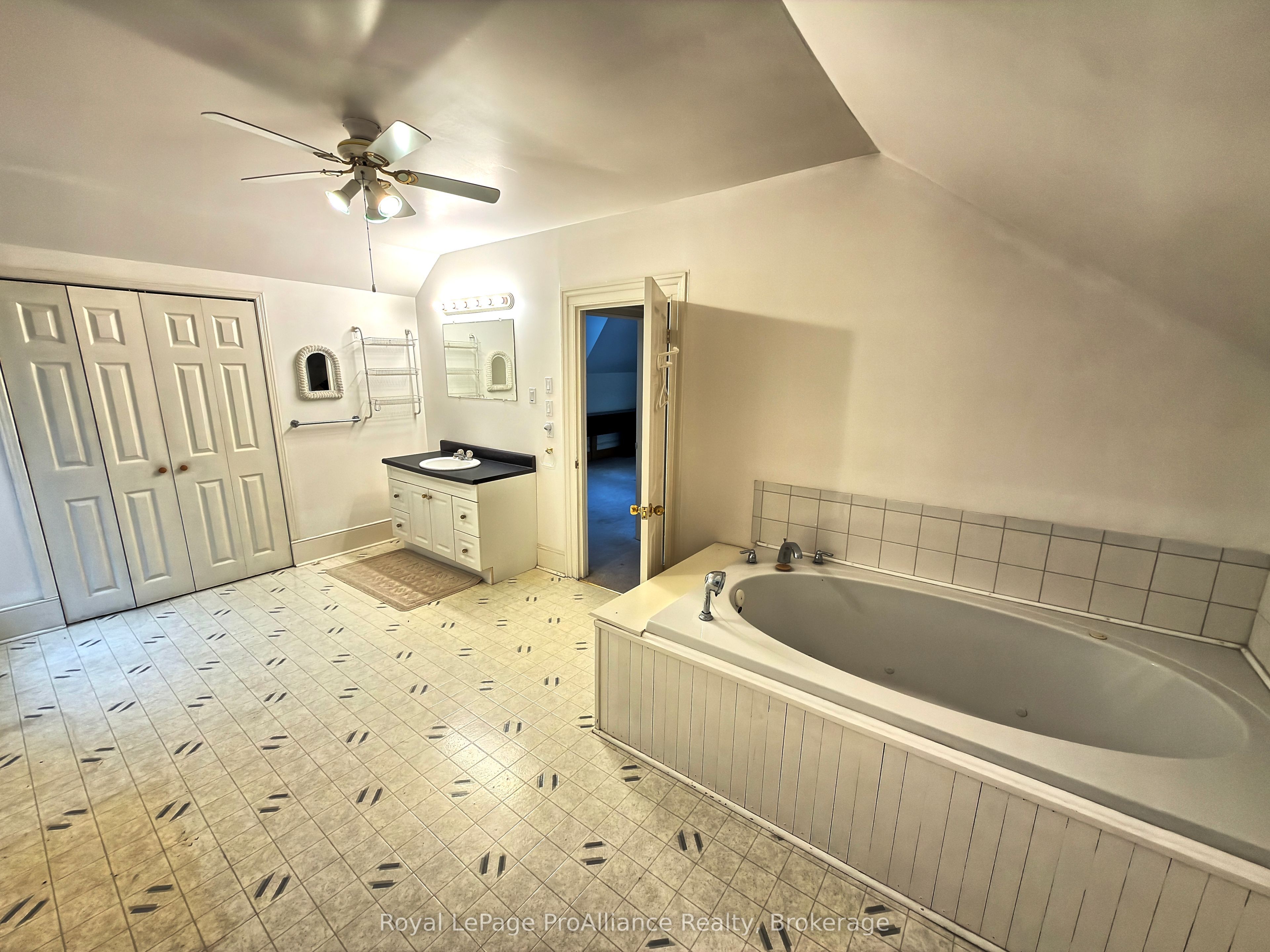 889 Smith Street Property Photo 26