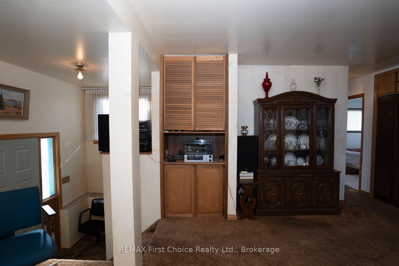 372 Inchiquin Street Property Photo 10