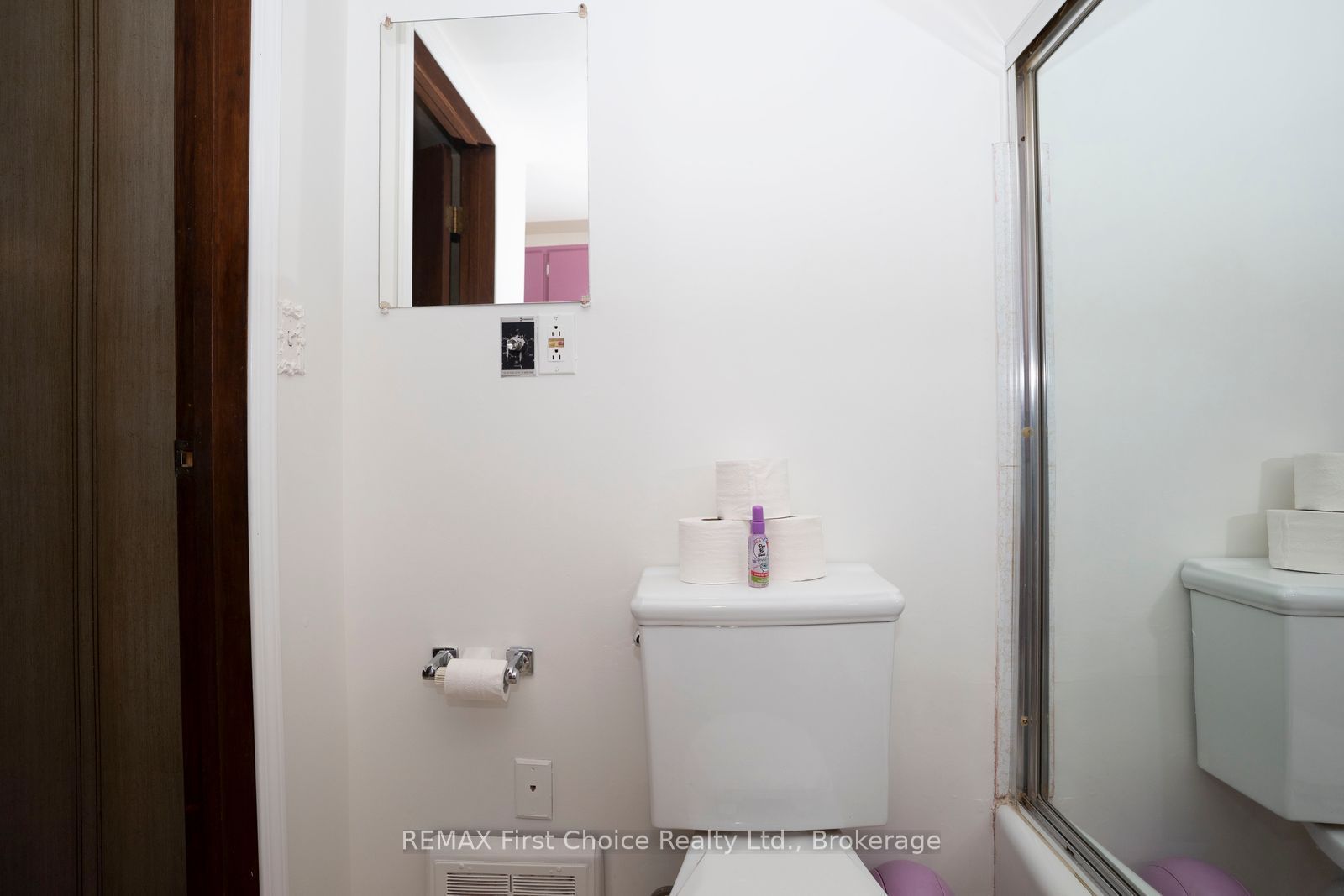 372 Inchiquin Street Property Photo 19