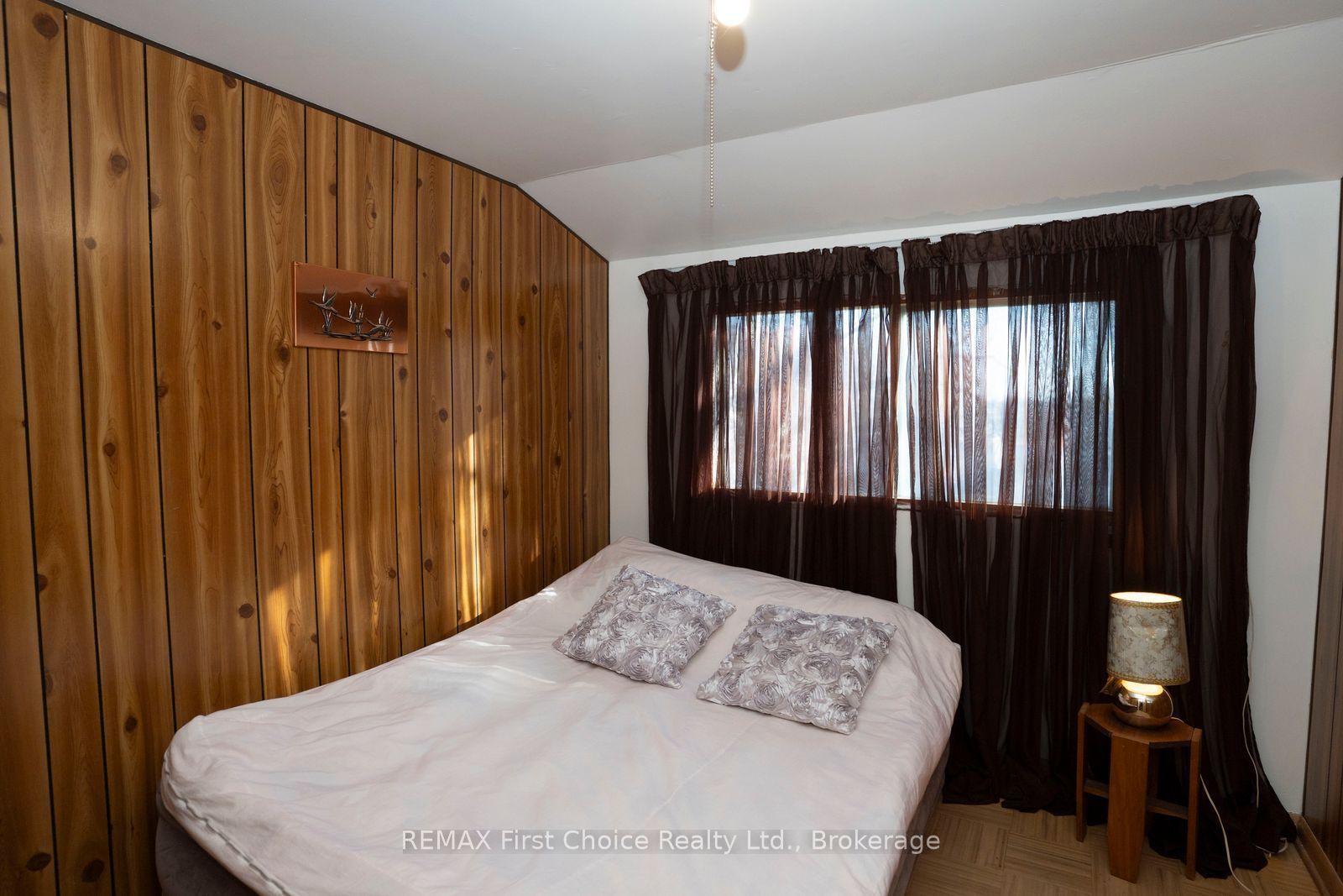372 Inchiquin Street Property Photo 27