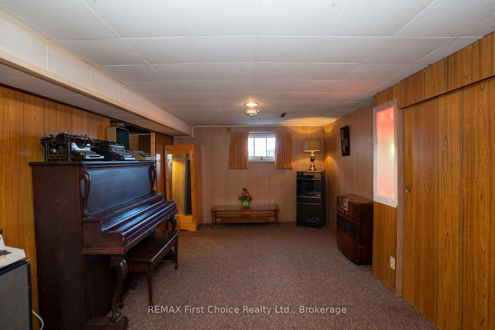 372 Inchiquin Street Property Photo 29