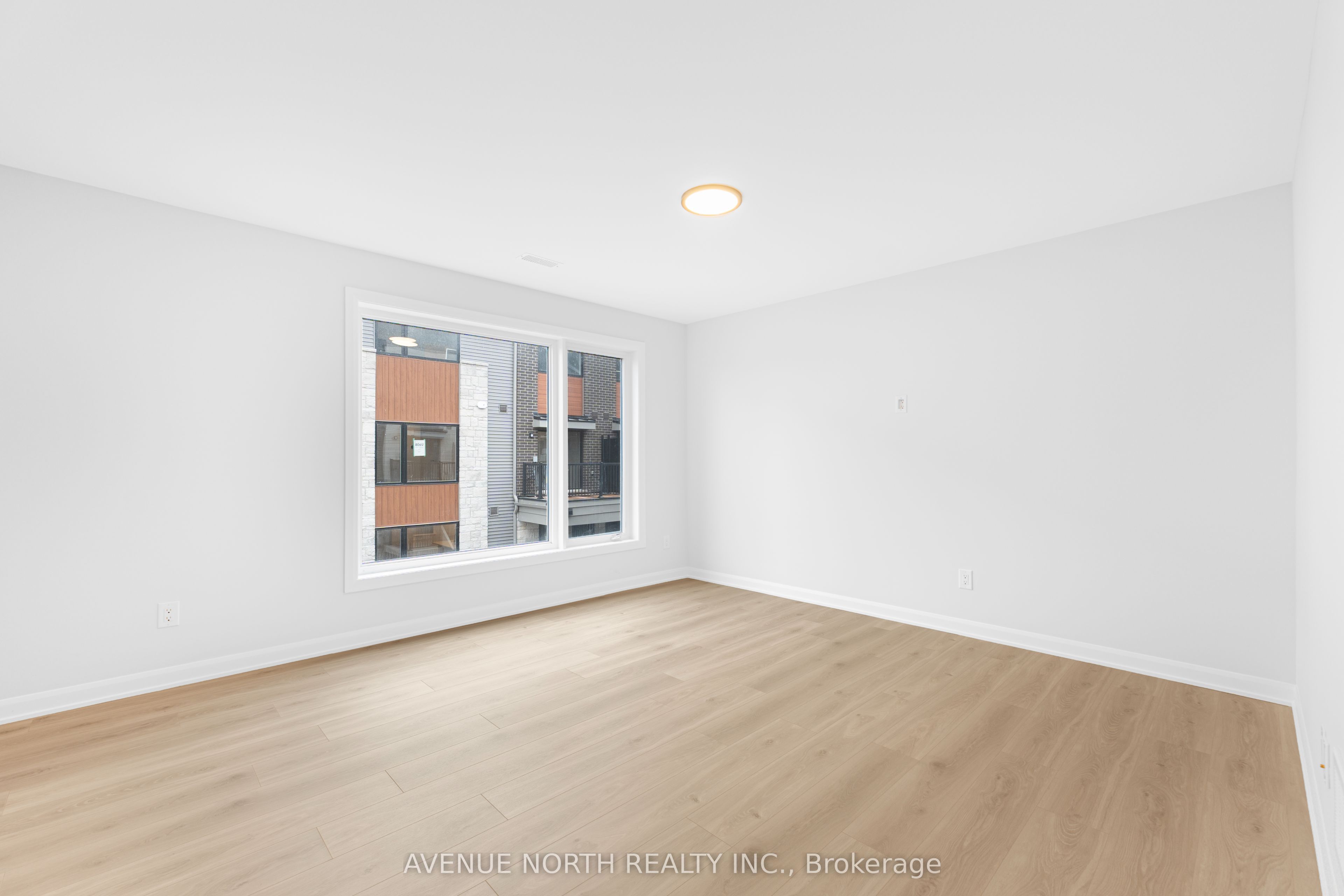 1001 Glenroy Gilbert Drive 10 Property Photo 6