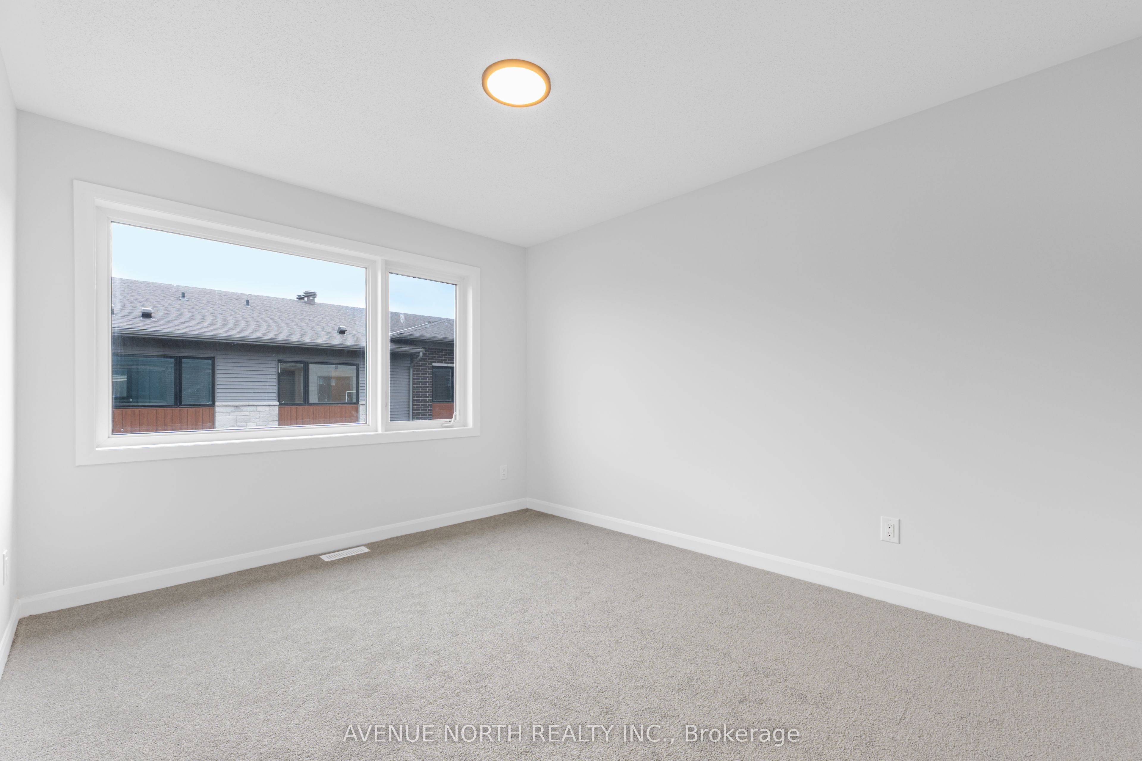 1001 Glenroy Gilbert Drive 10 Property Photo 12