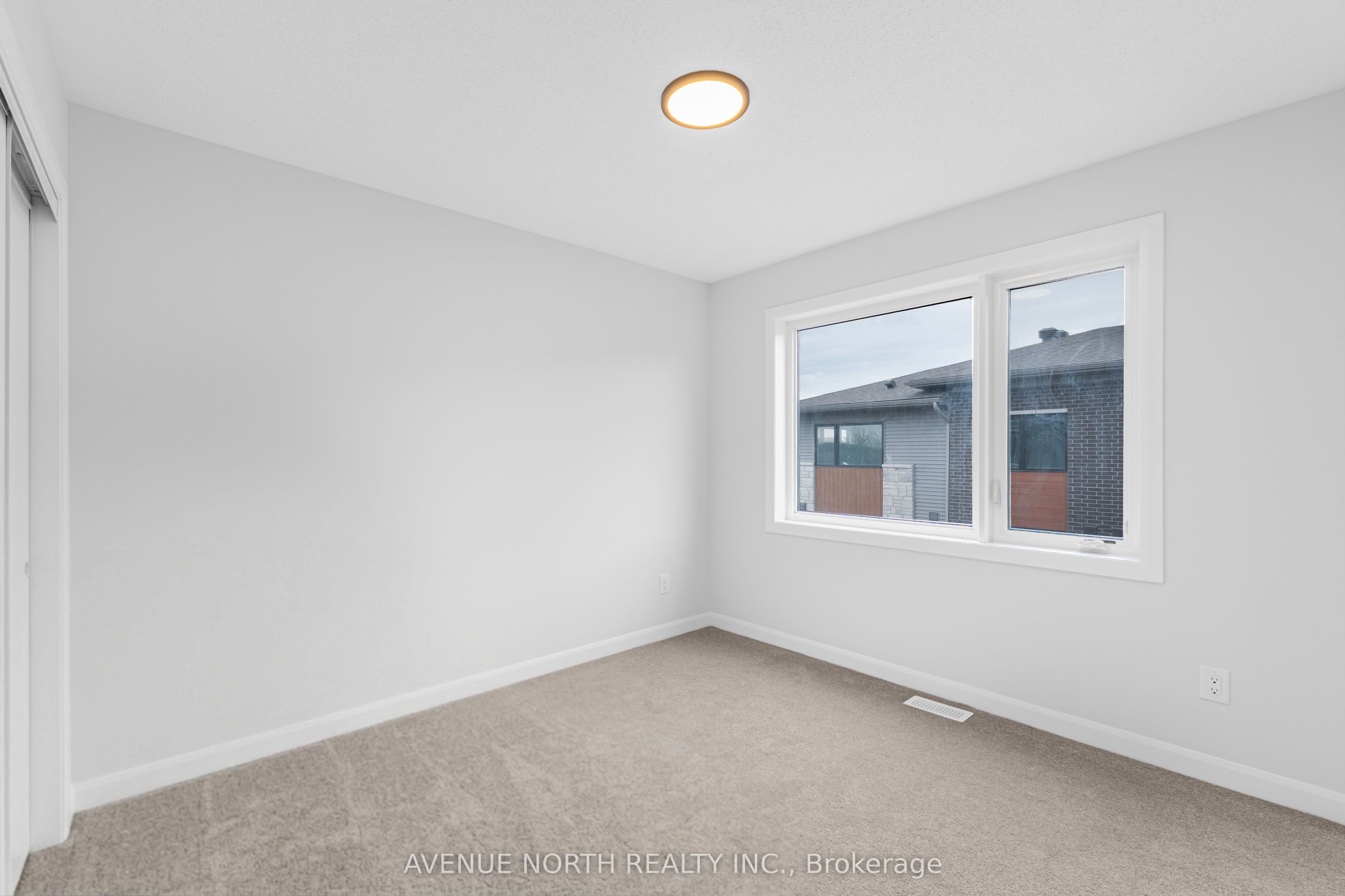 1001 Glenroy Gilbert Drive 10 Property Photo 15