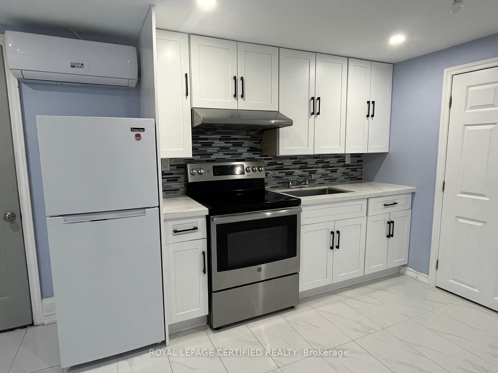 818 Garth Street Studio Property Photo 2