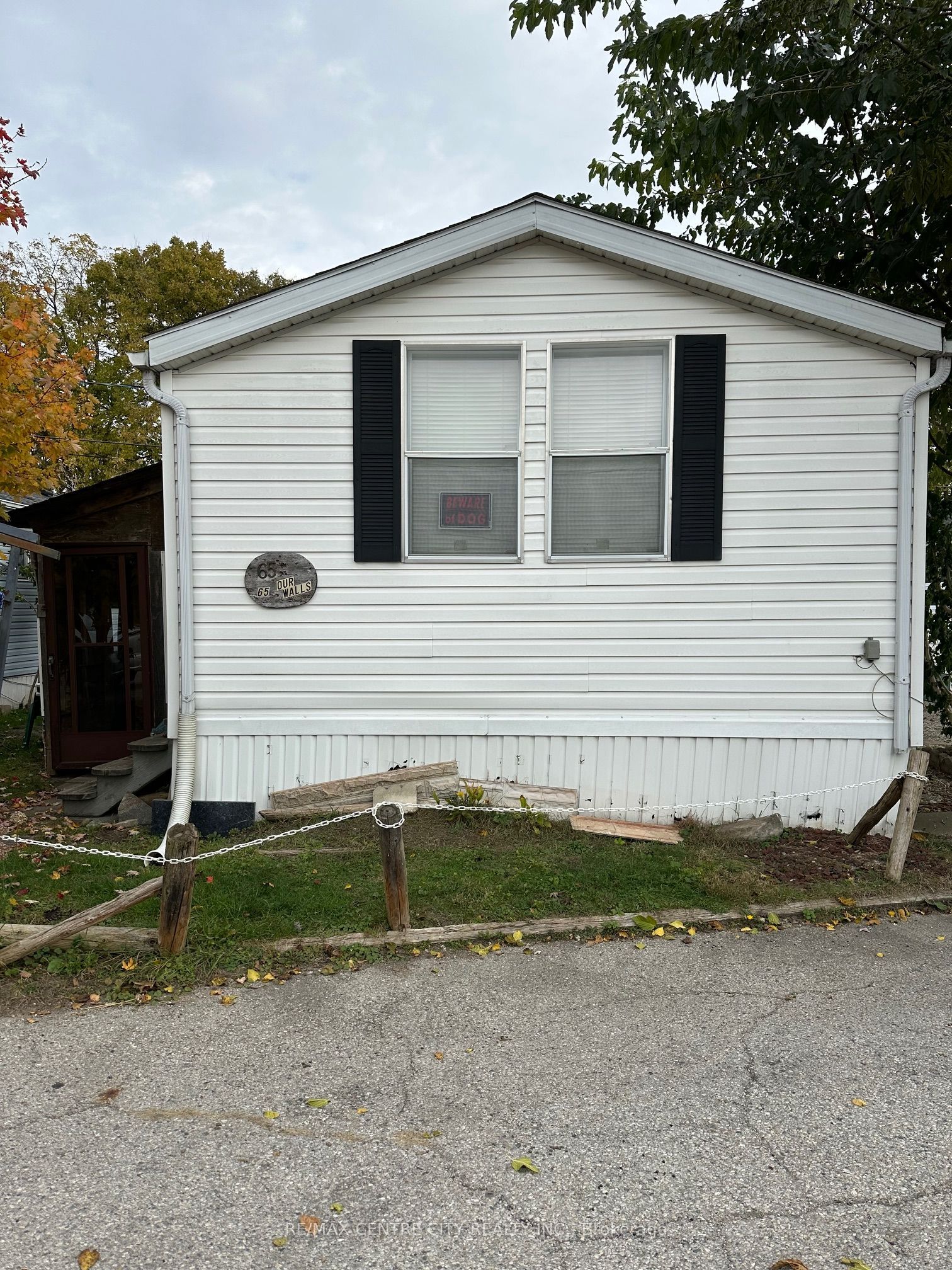198 Springbank Drive 65 Property Photo 1
