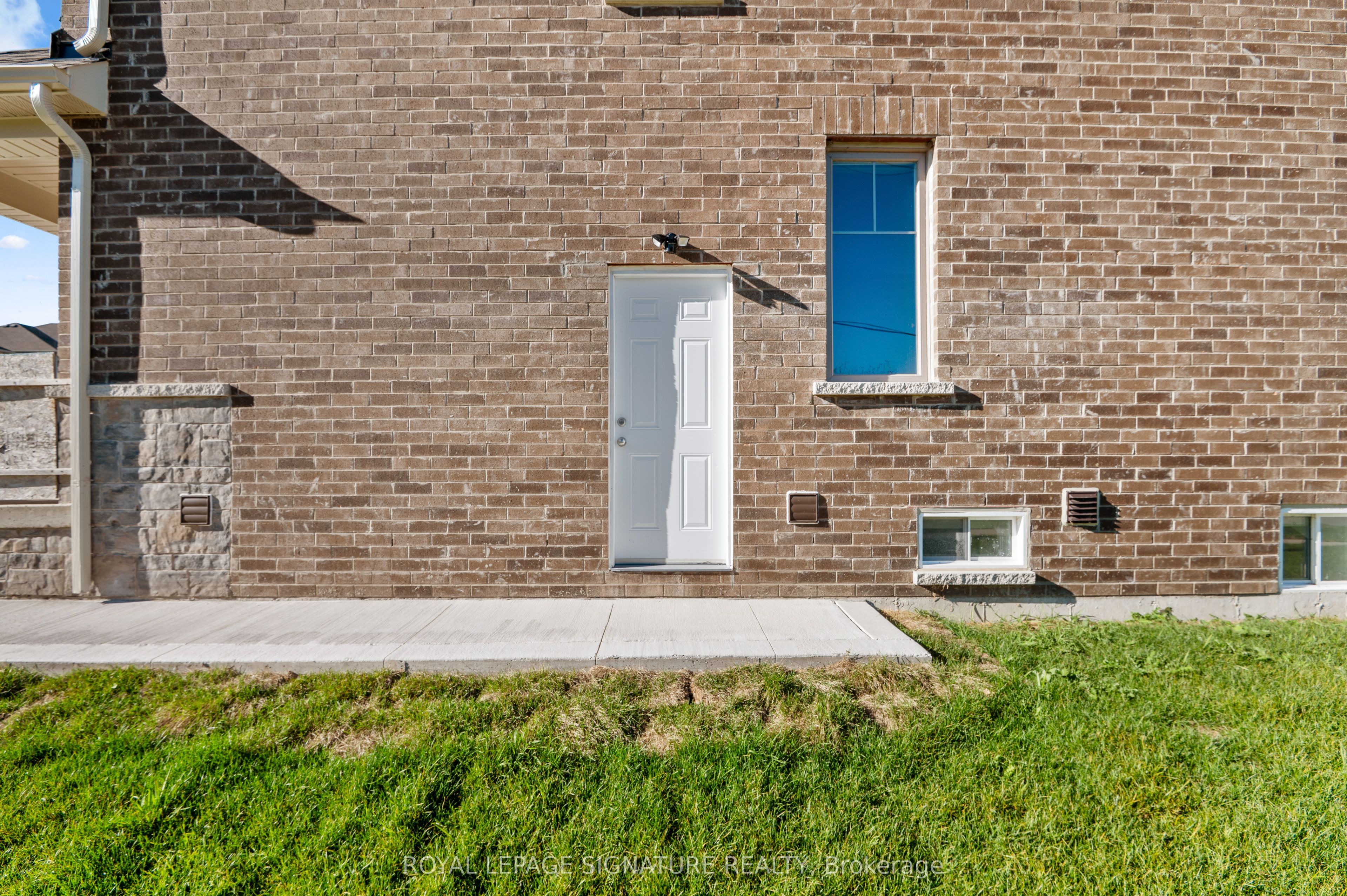 1 Aitchison Avenue Property Photo 45