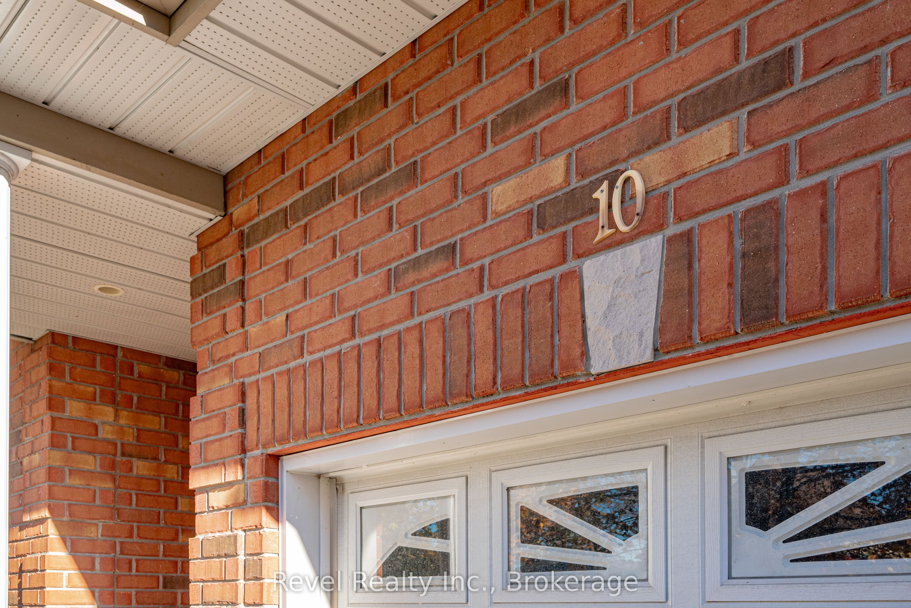 111 Colborne Street 10 Property Photo 5