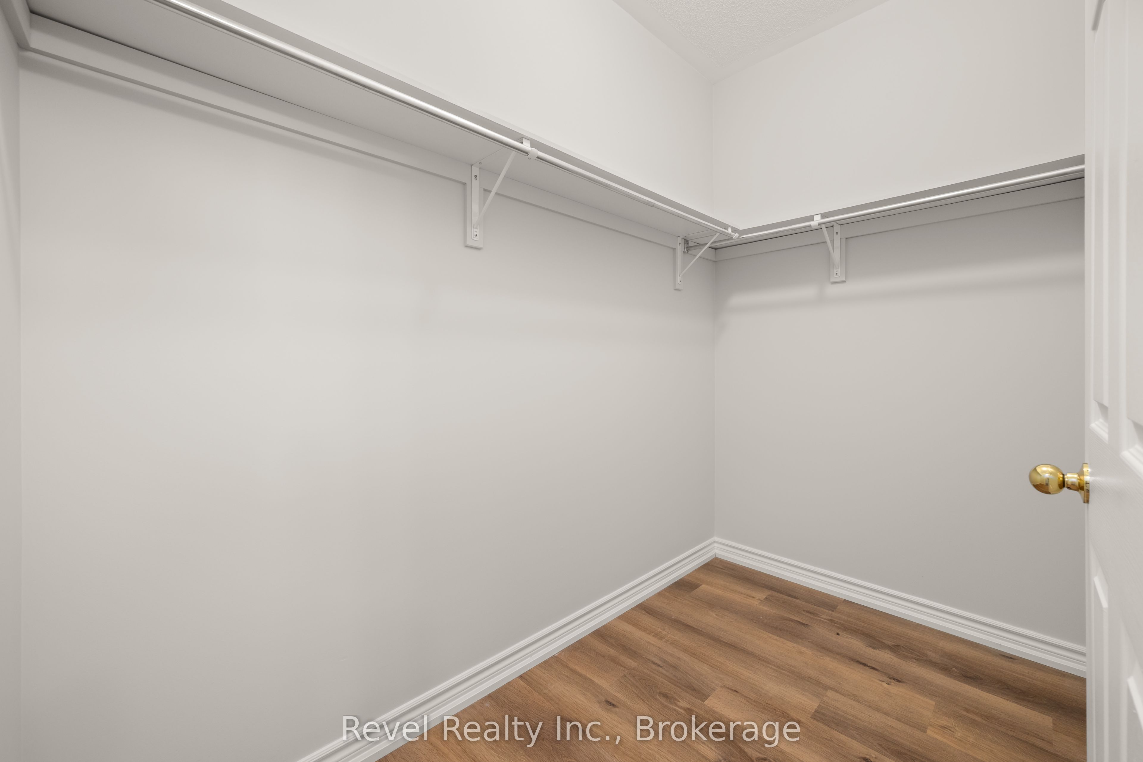 111 Colborne Street 10 Property Photo 23