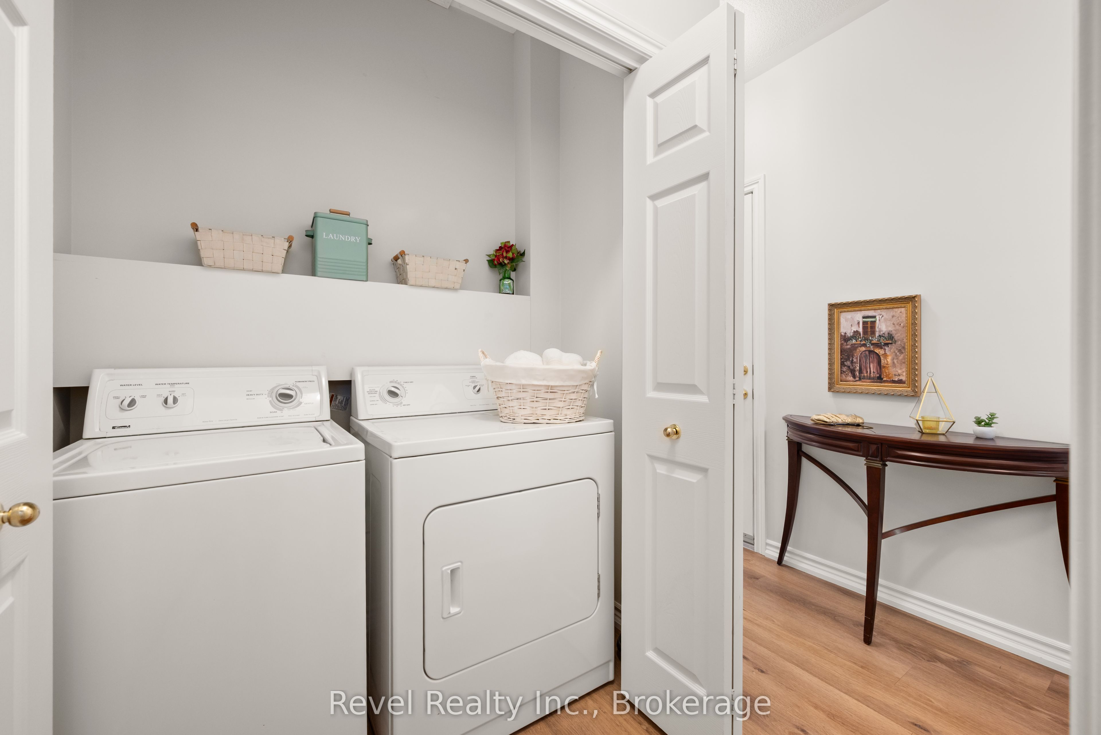 111 Colborne Street 10 Property Photo 26