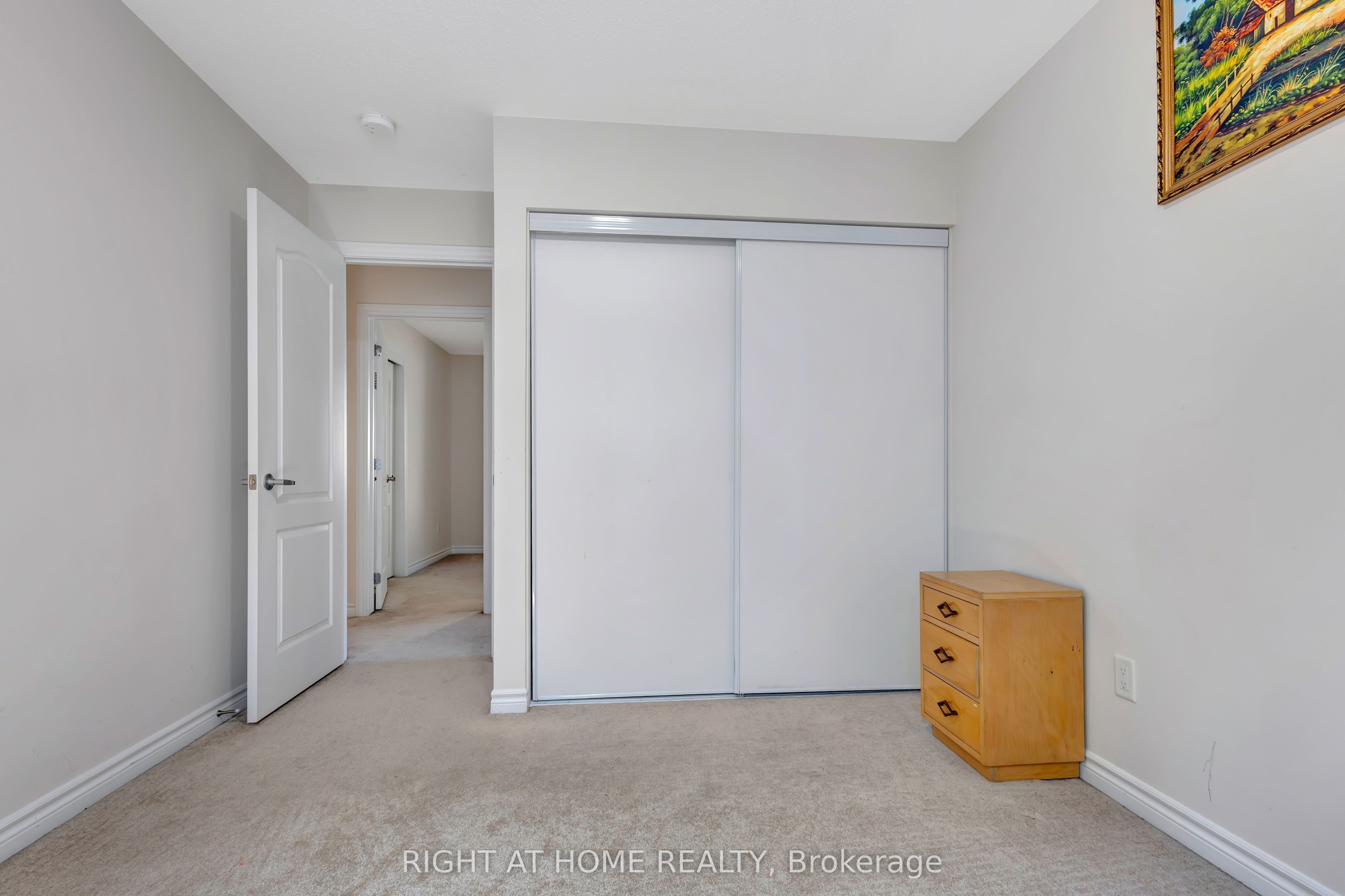 209 Rivertree Street Property Photo 31
