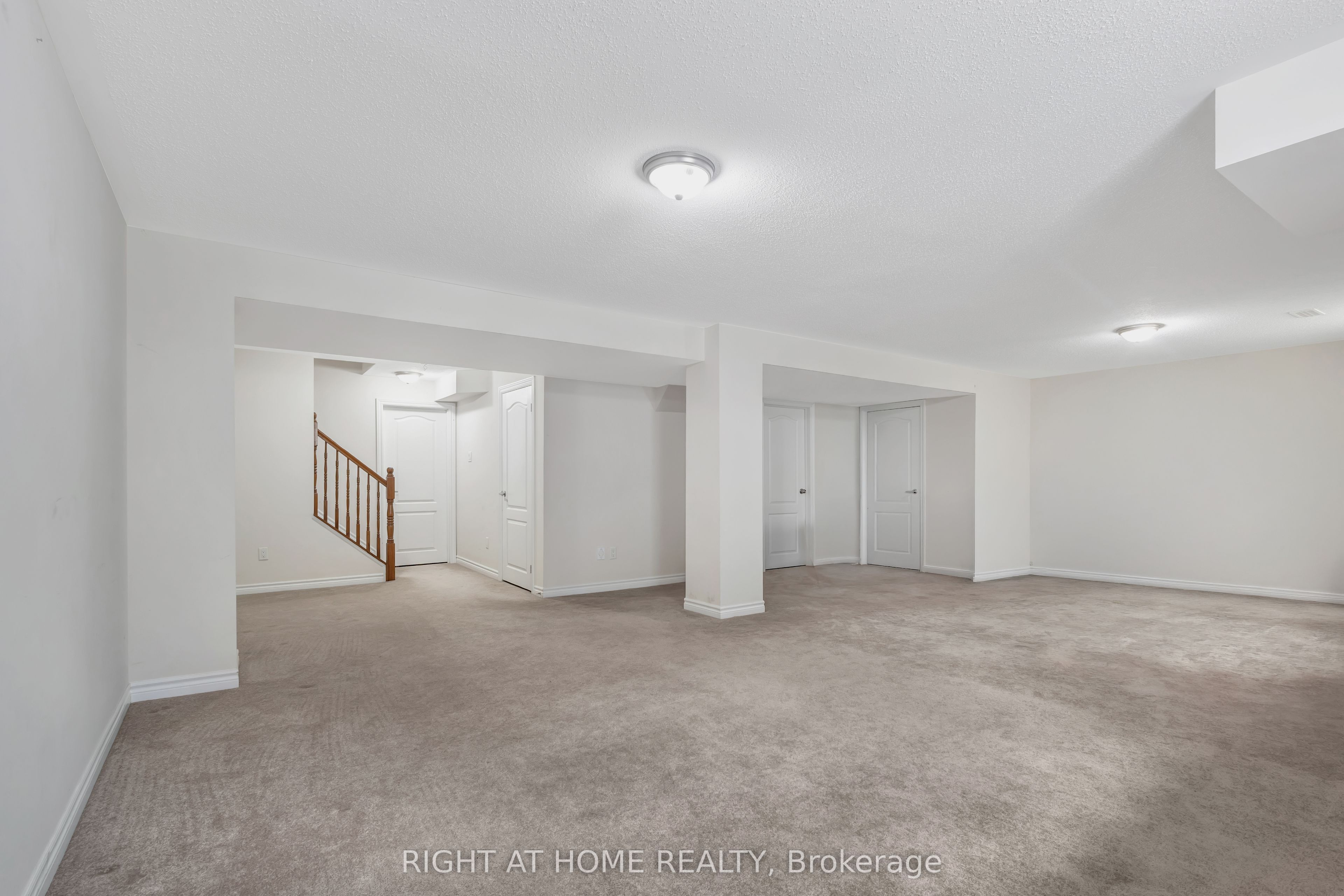 209 Rivertree Street Property Photo 43