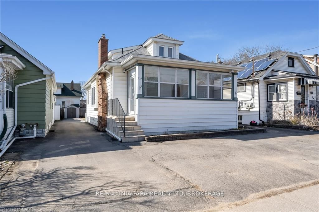 229 Geneva Street E A Property Photo 1