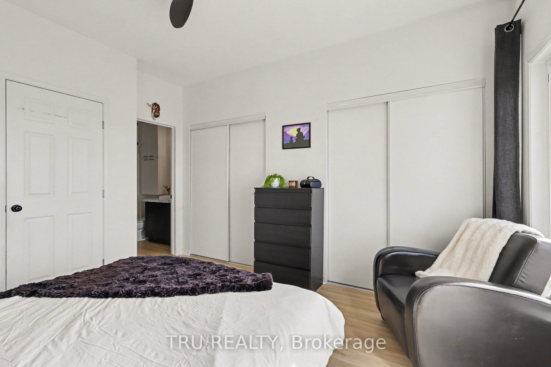 2595 Longfields Drive 27 Property Photo 11