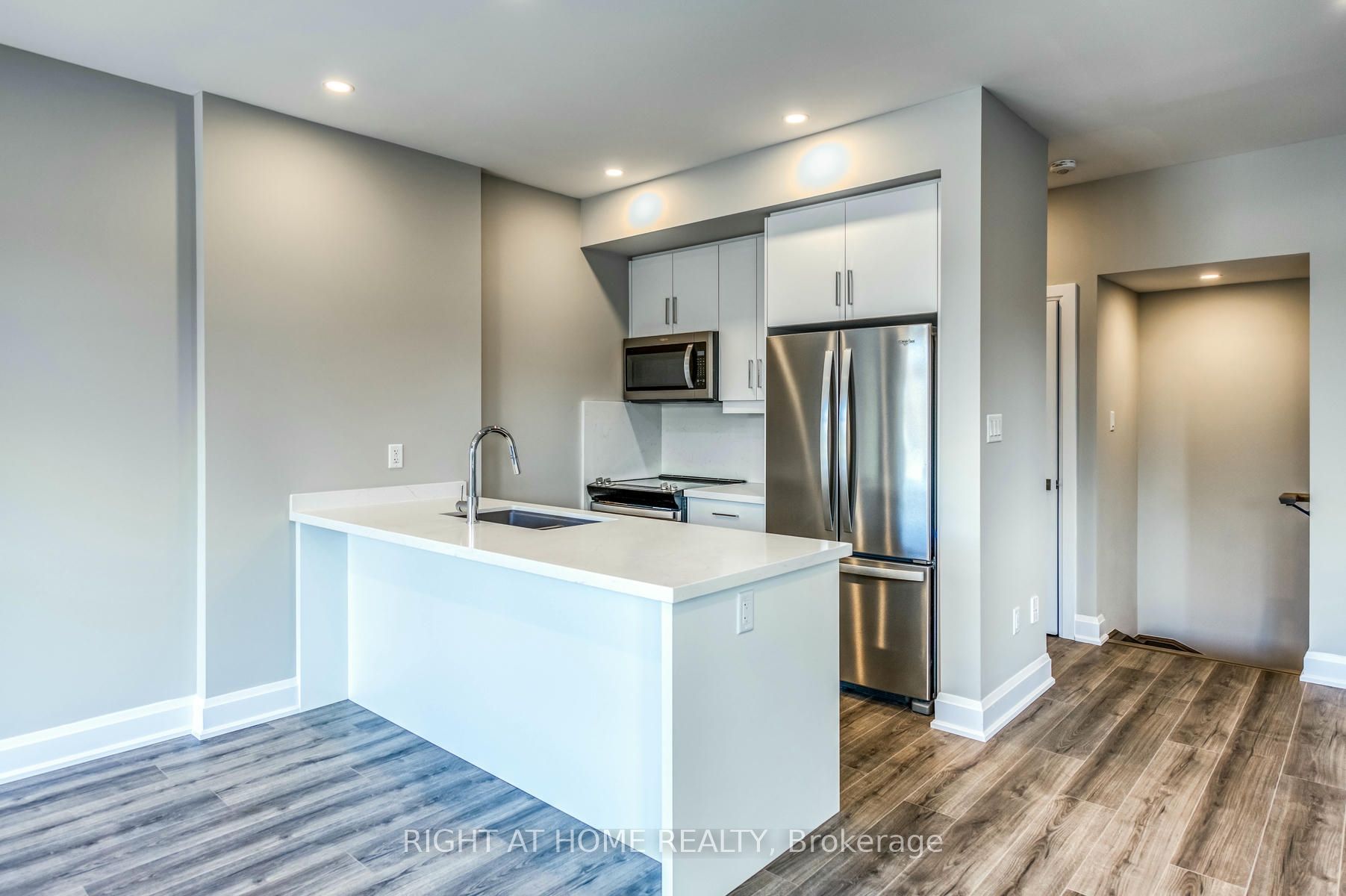 292 Vine Street 20 Property Photo 10