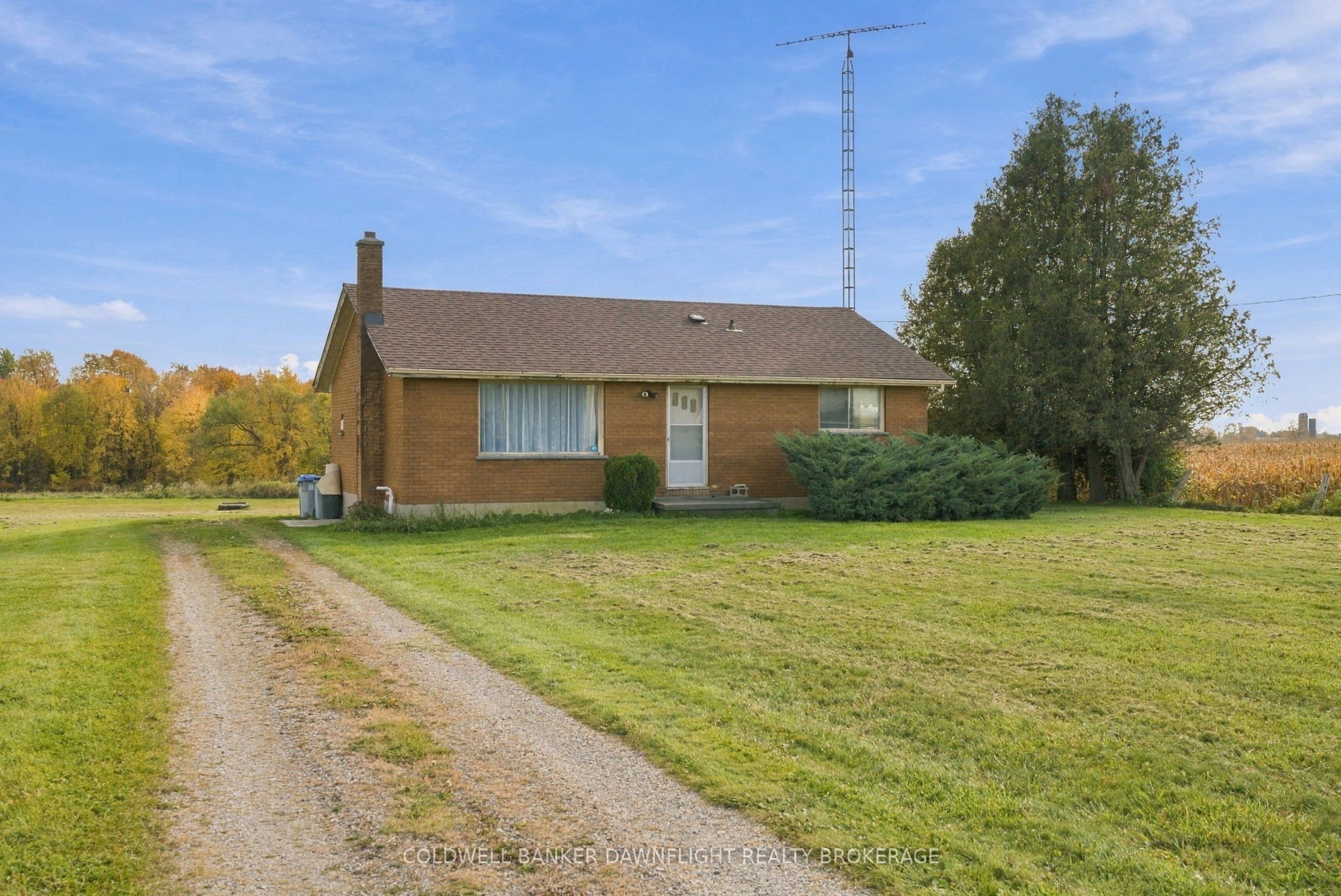 14211 Elginfield Road Property Photo 1