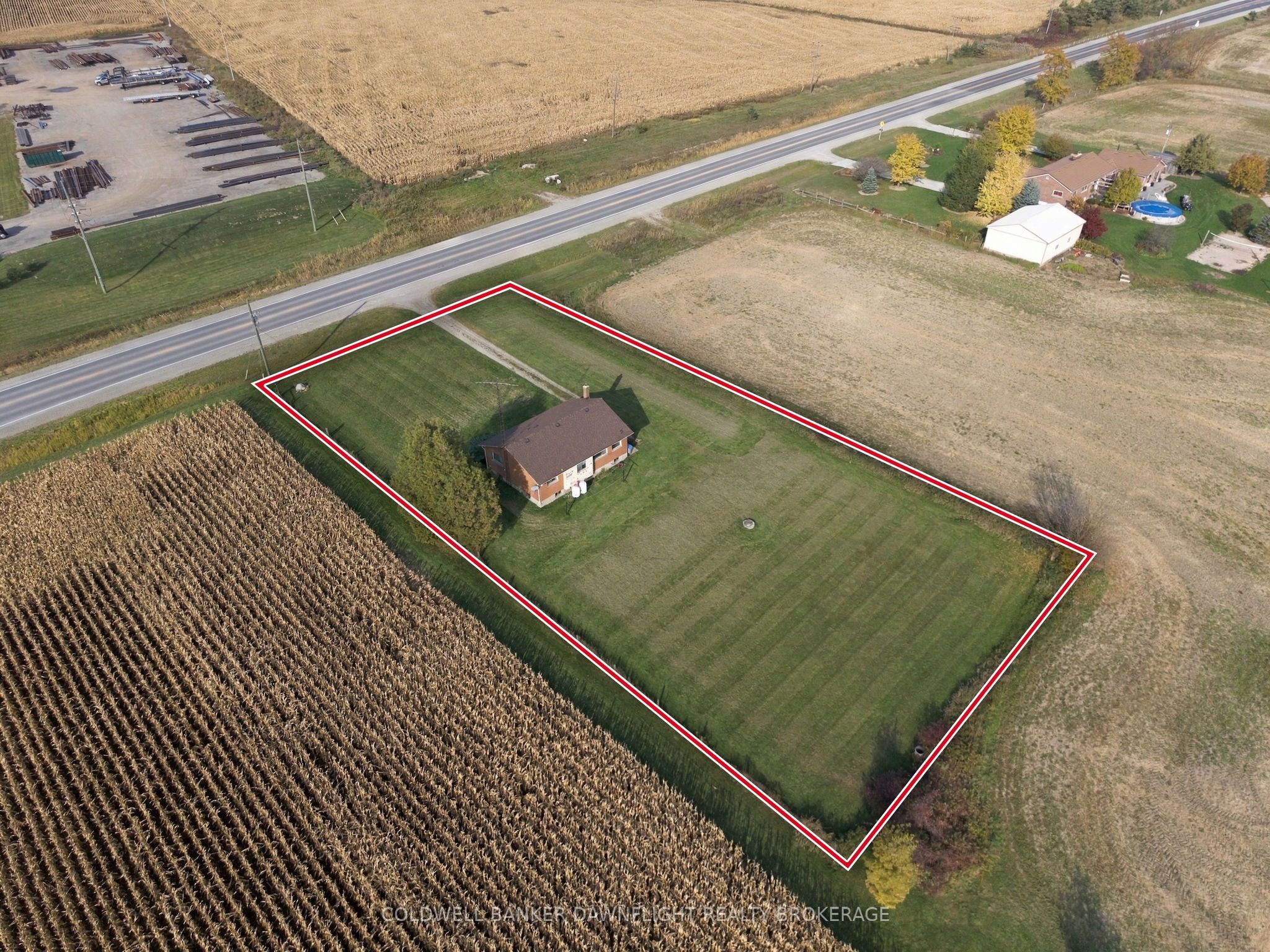 14211 Elginfield Road Property Photo 6