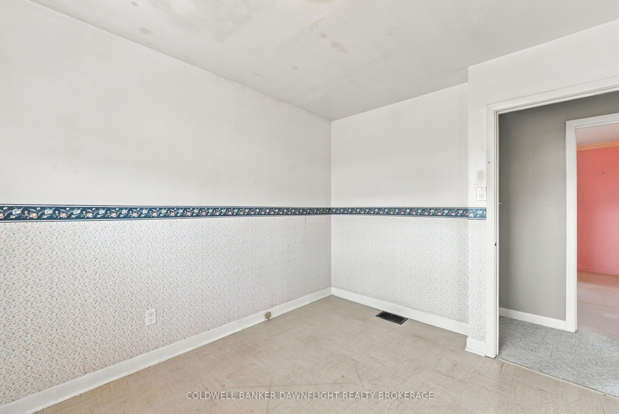 14211 Elginfield Road Property Photo 25