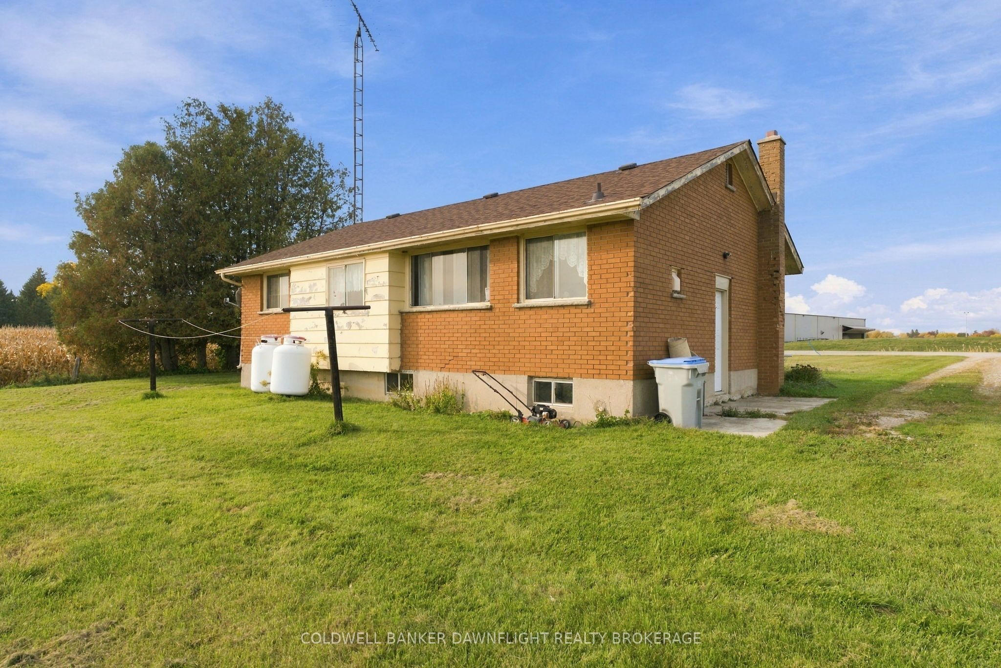 14211 Elginfield Road Property Photo 37