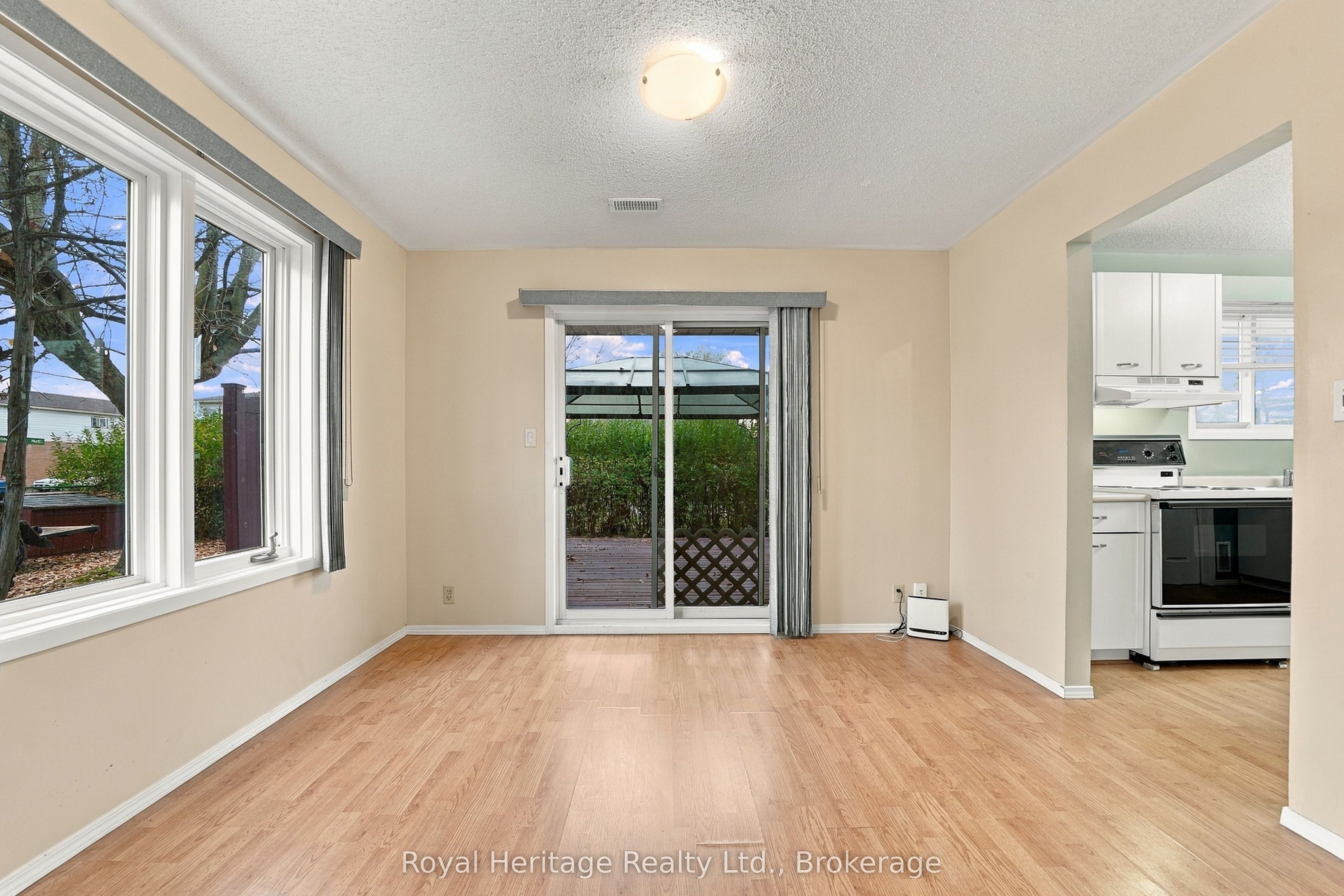 54 North Murray Street Property Photo 13