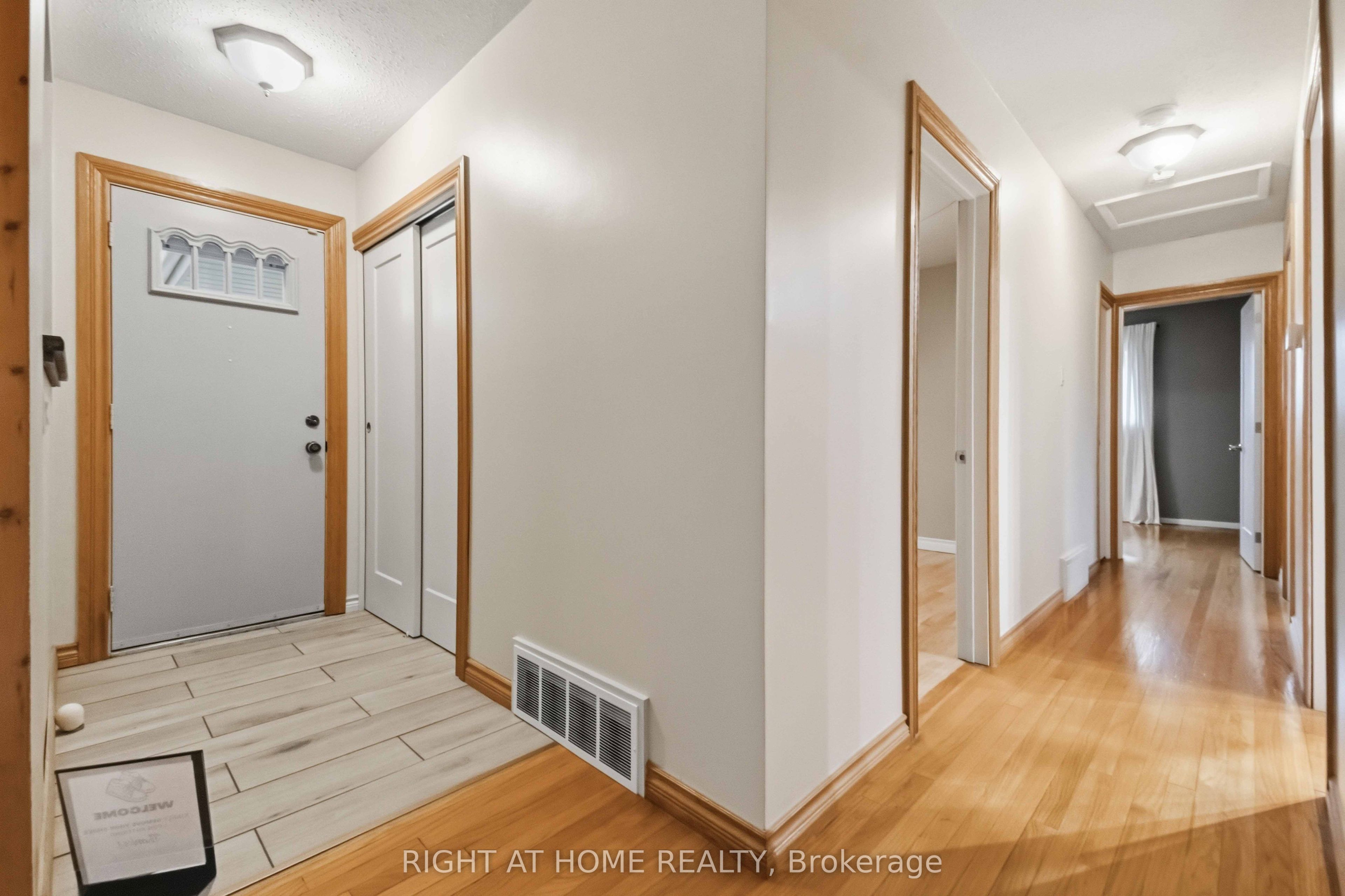9 Laurentide Road Property Photo 5