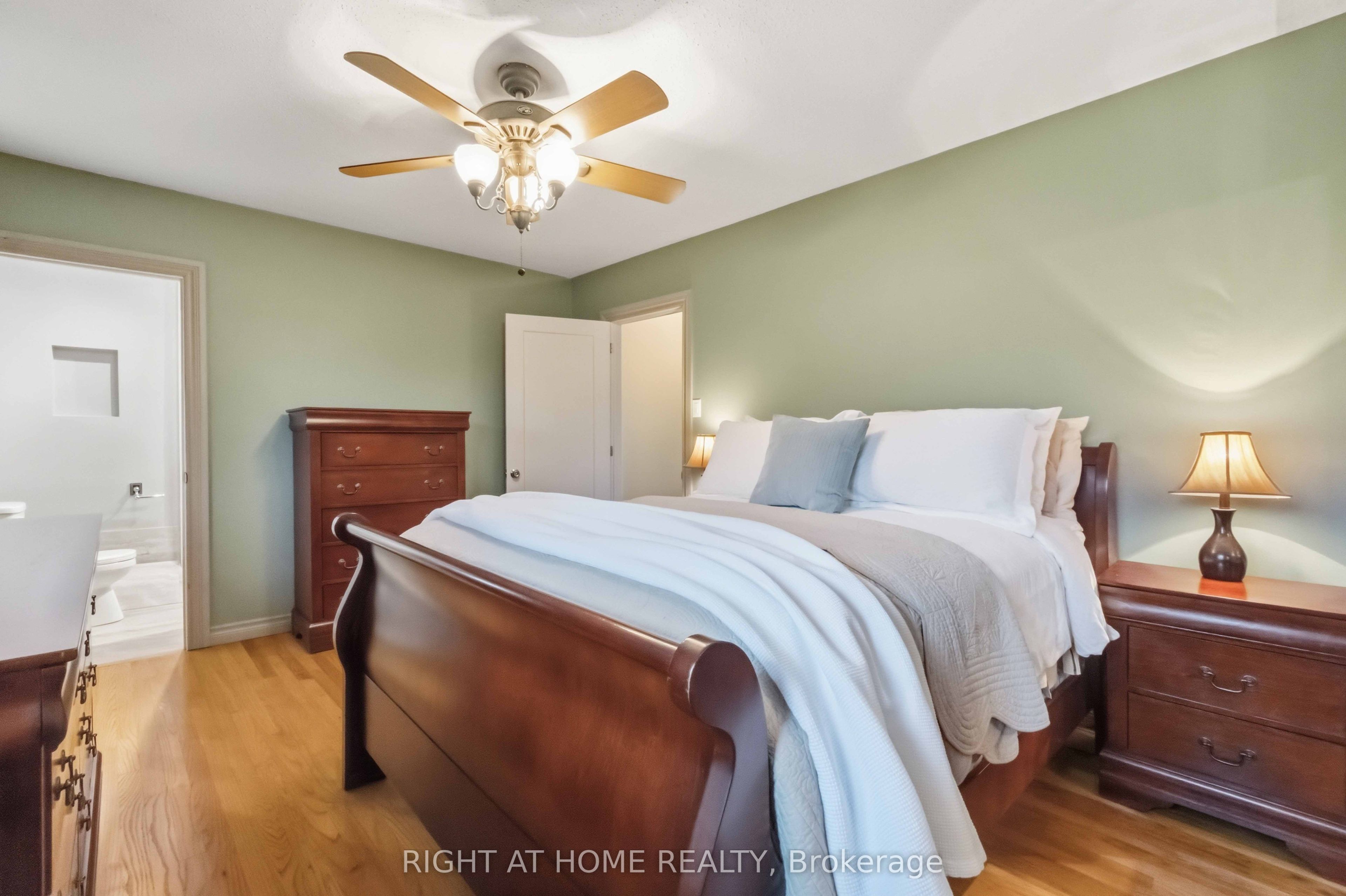 9 Laurentide Road Property Photo 17