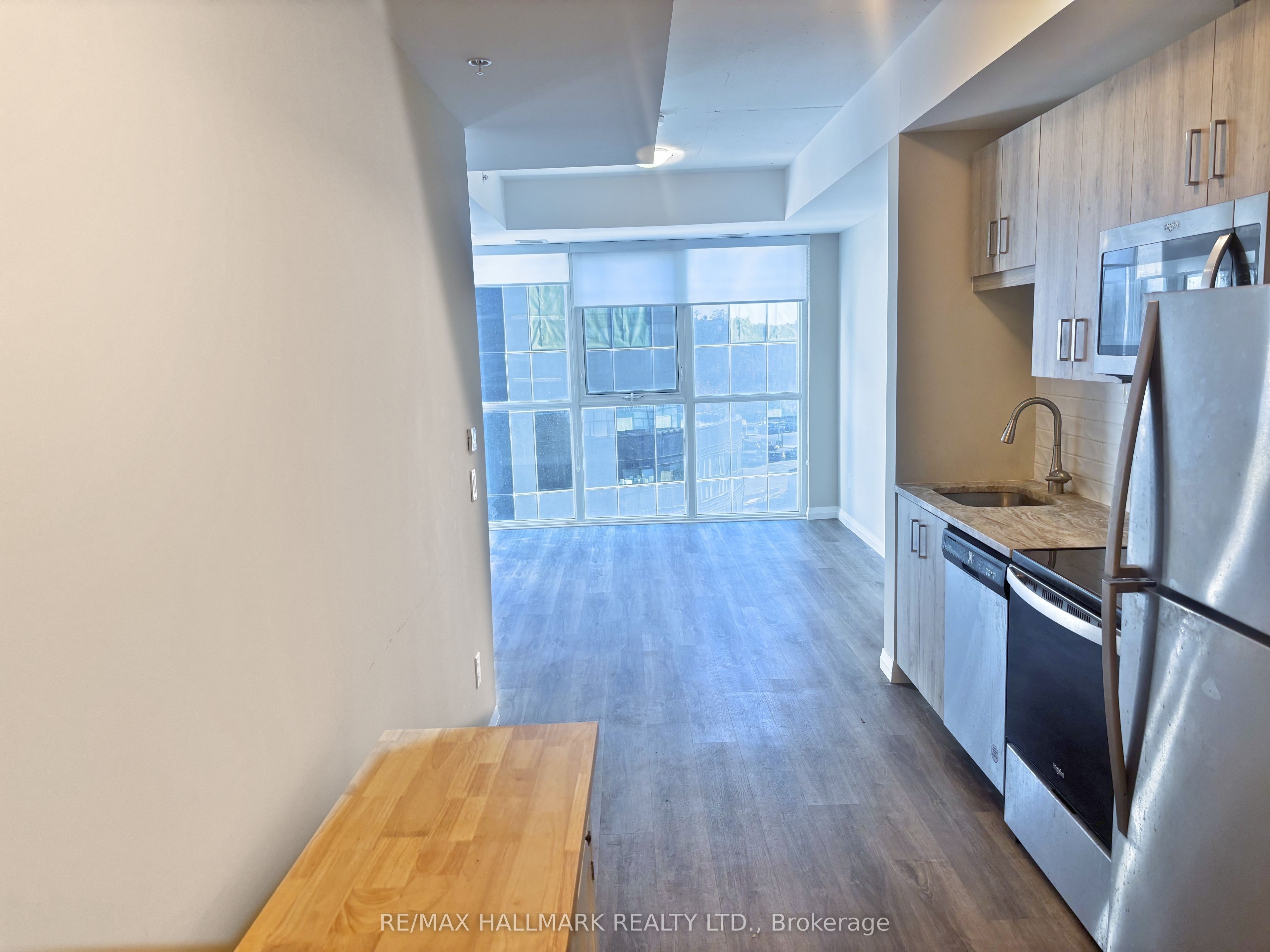 108 Garment Street 613 Property Photo 5