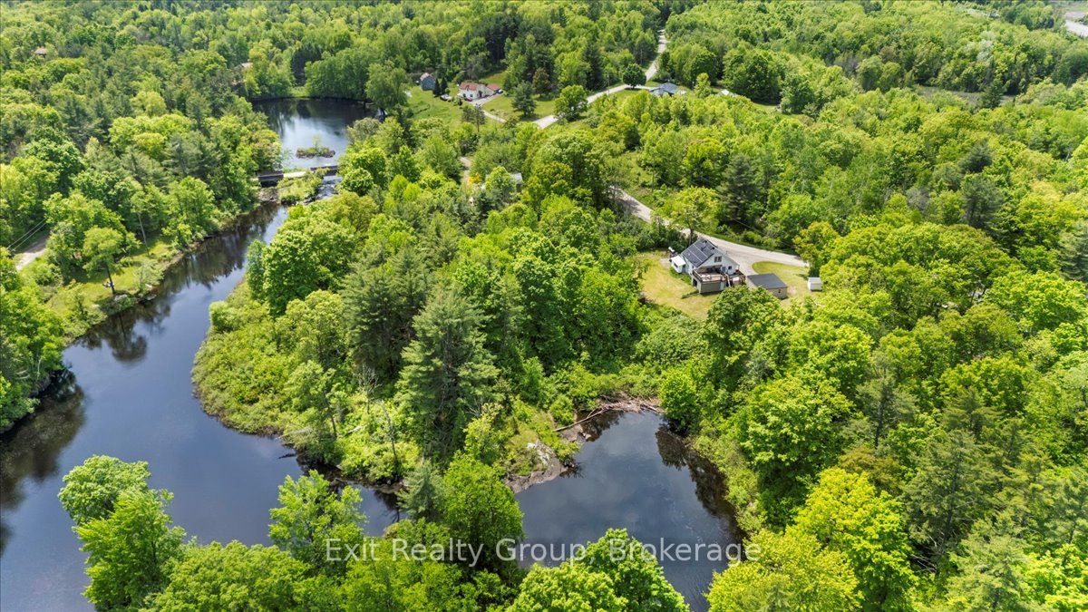 330 Black River Road Property Photo 2