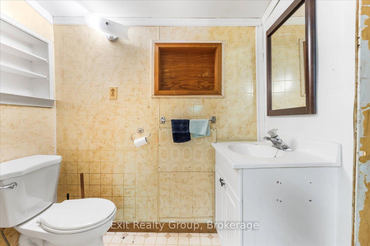 330 Black River Road Property Photo 11