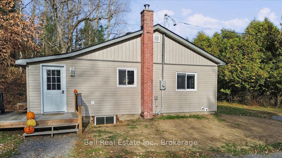 30091 Hwy 62 N Property Photo 2