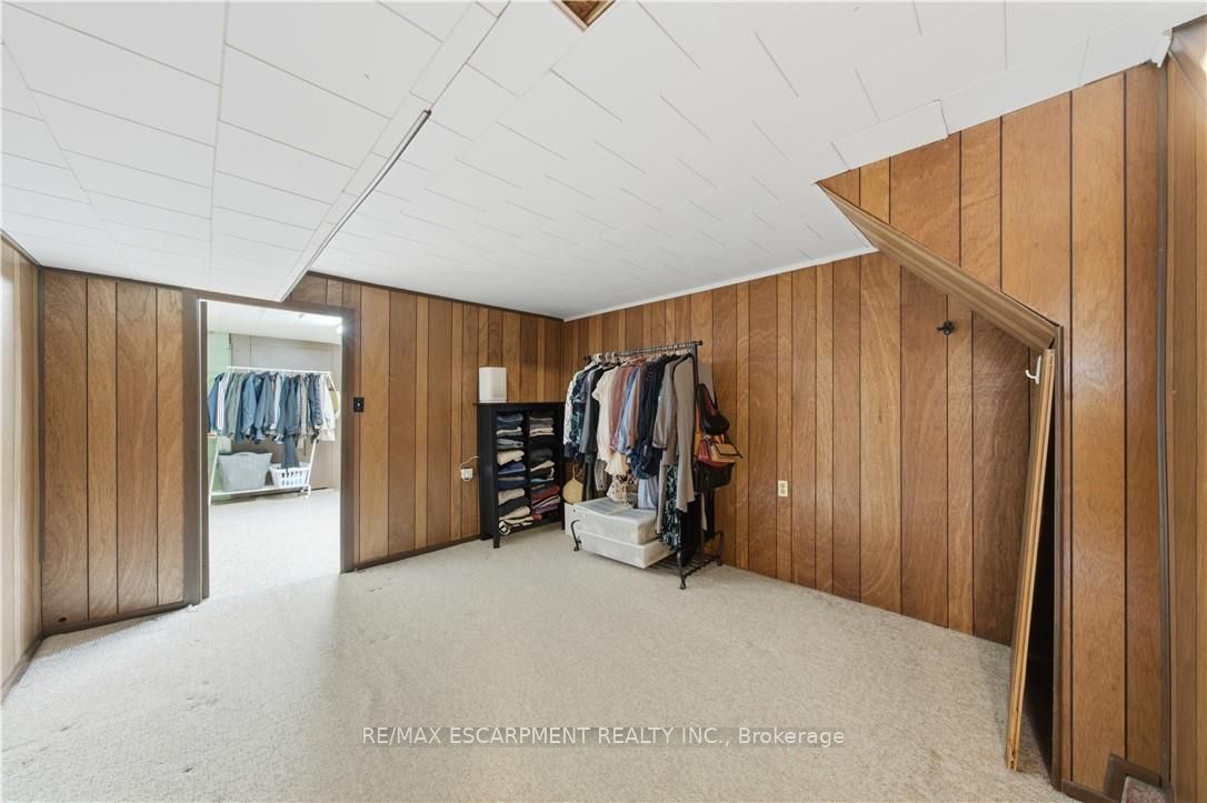 171 West 25th Street Property Photo 21