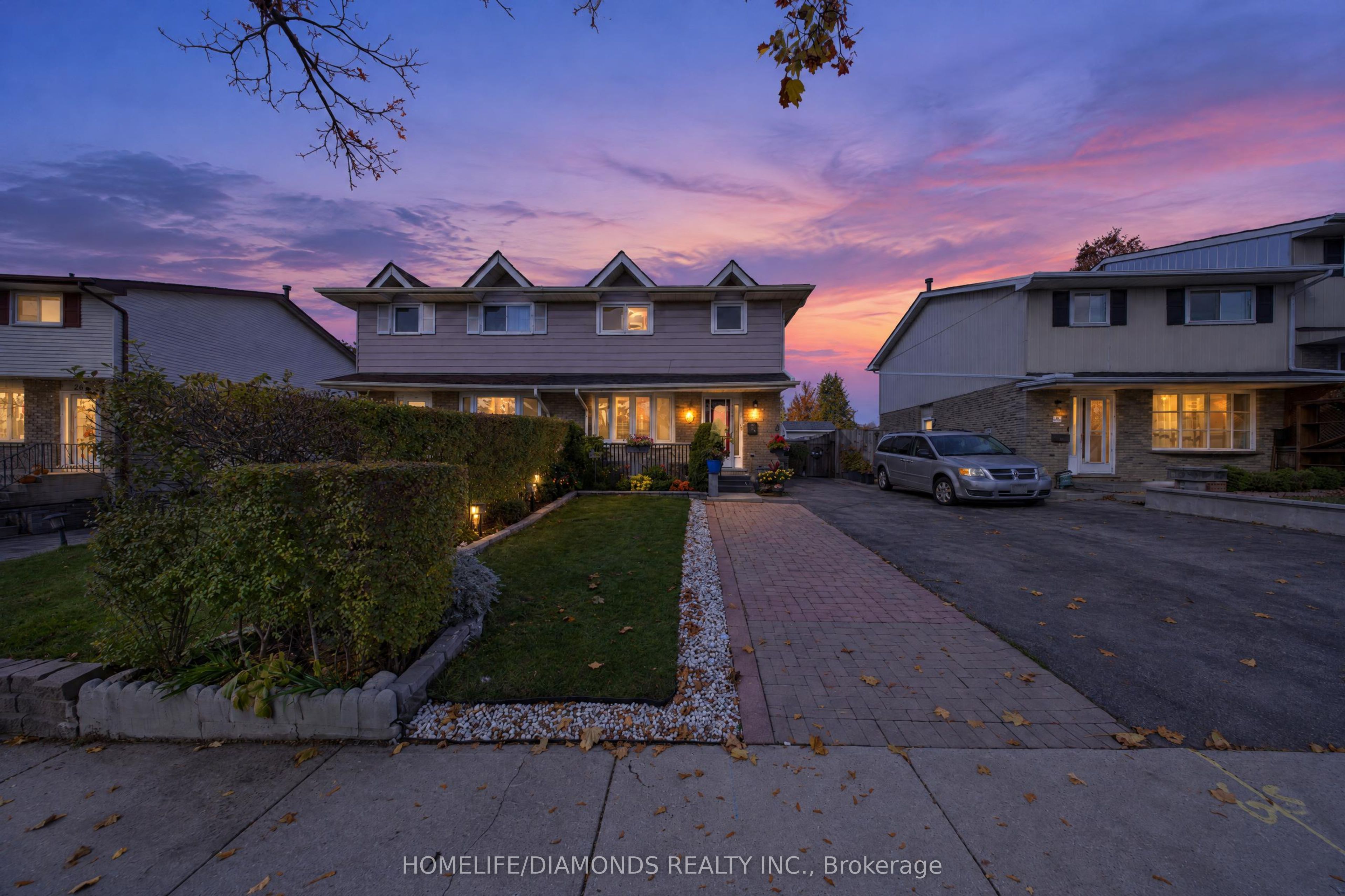 30 The Country Way Property Photo 1