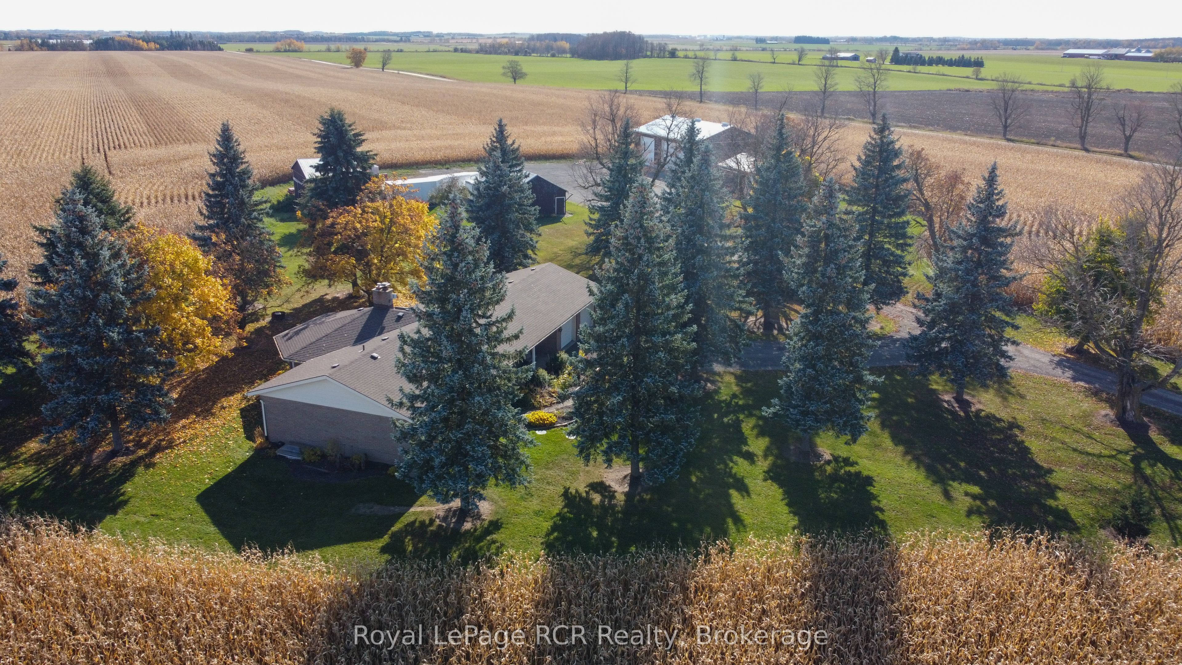 241010 Concession 2-3 Road Property Photo 2
