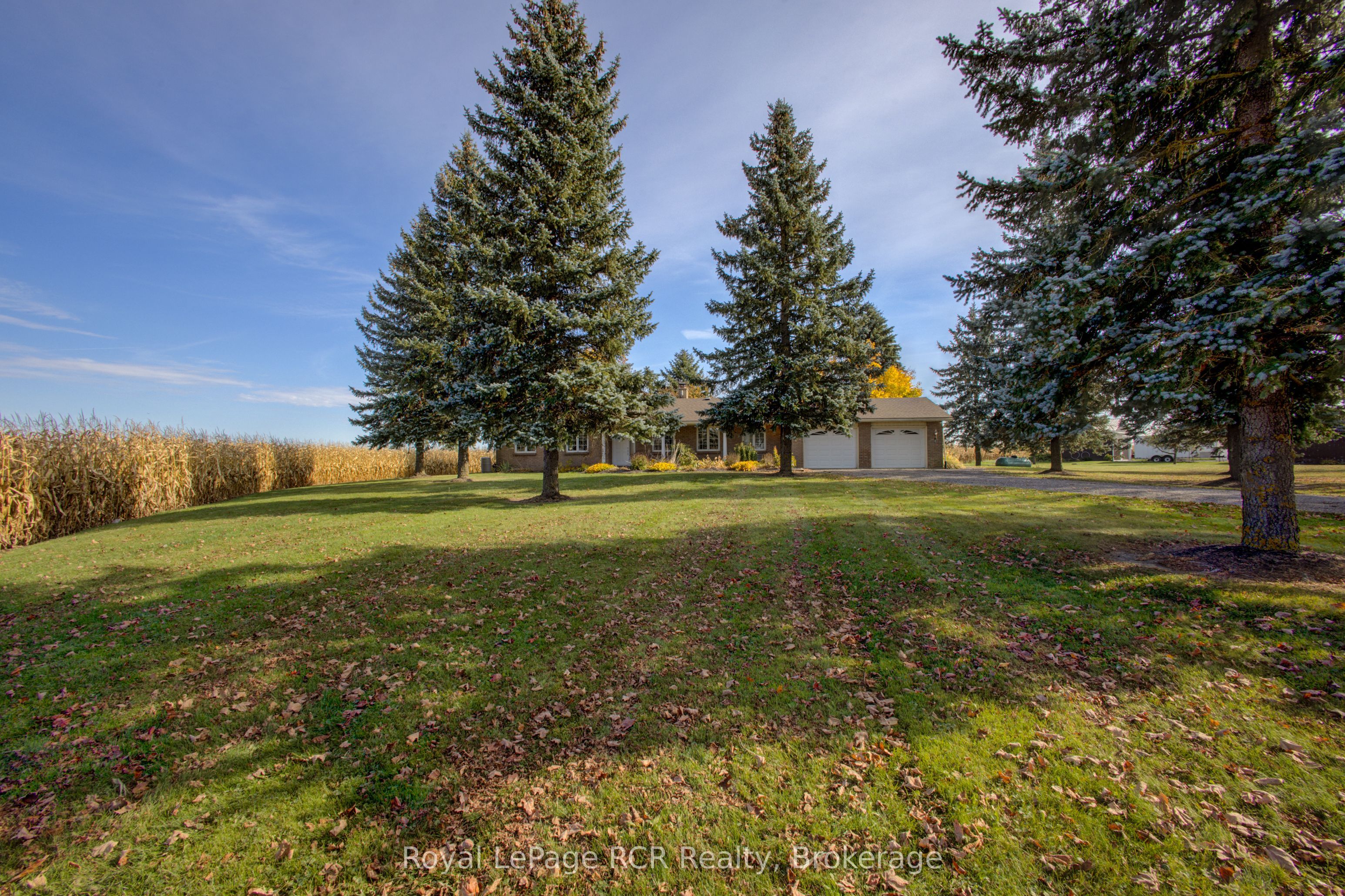 241010 Concession 2-3 Road Property Photo 8