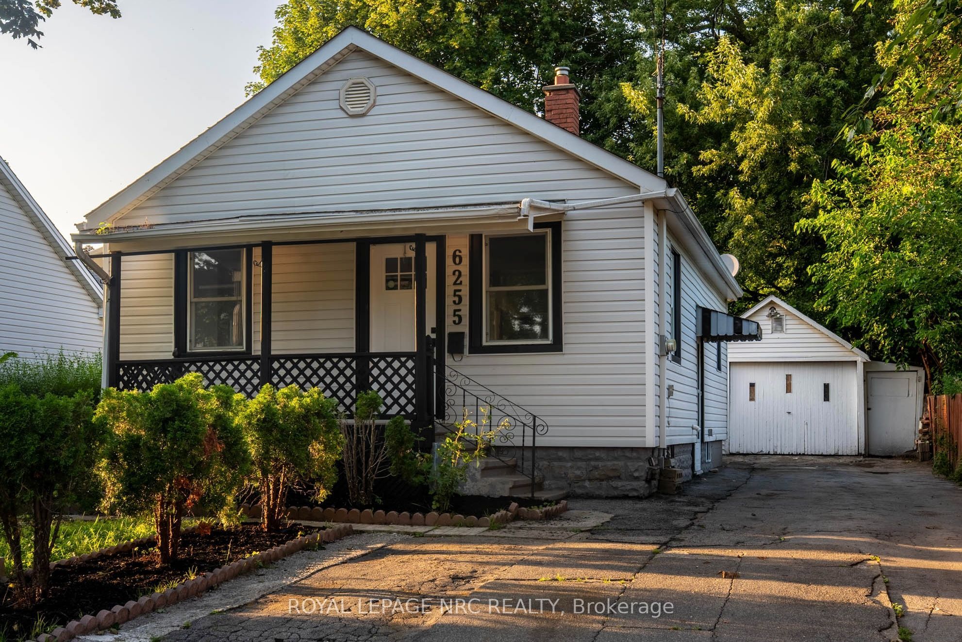 6255 Culp Street Lower Property Photo 1