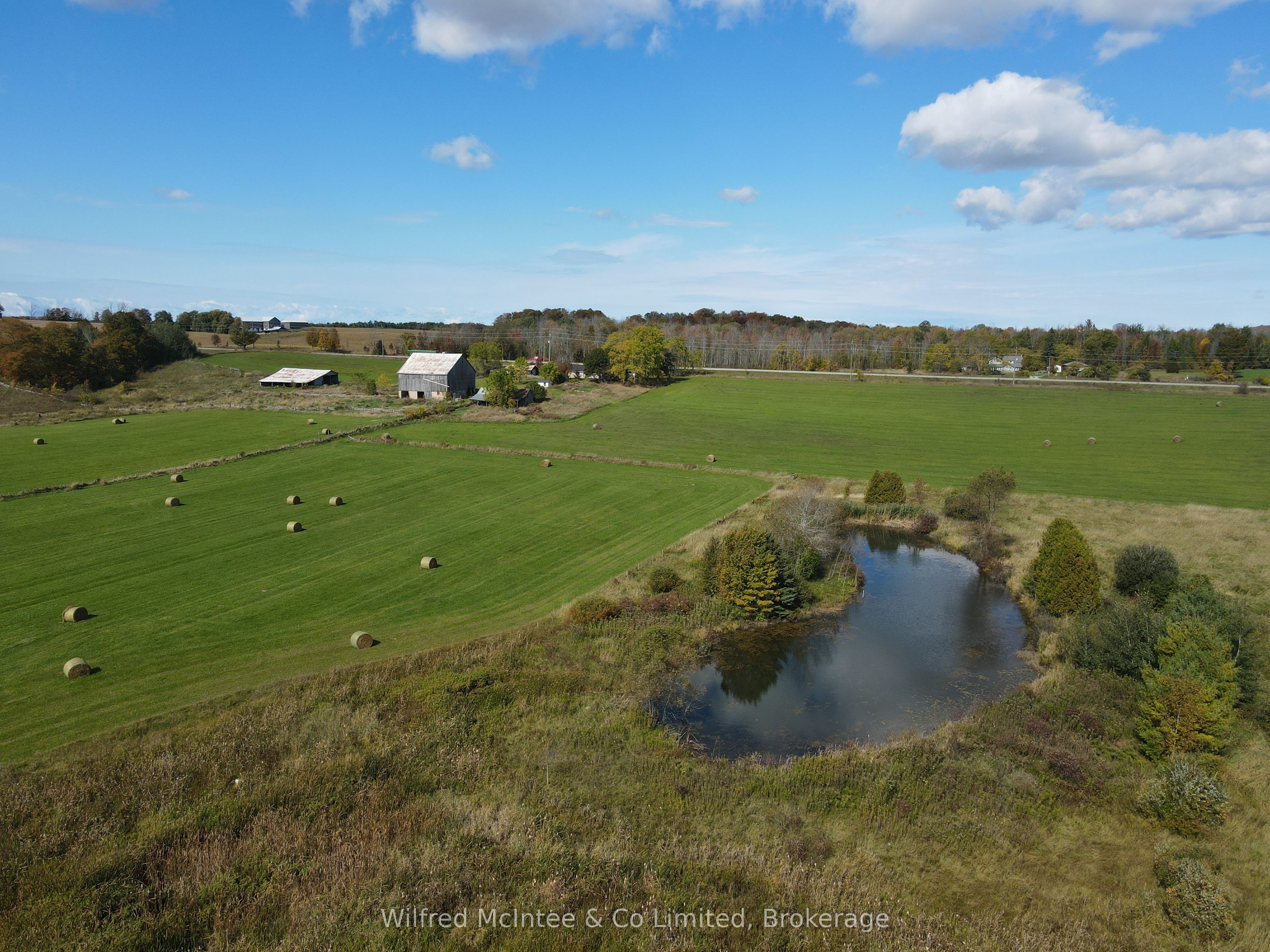 7414 21 Highway Property Photo 6