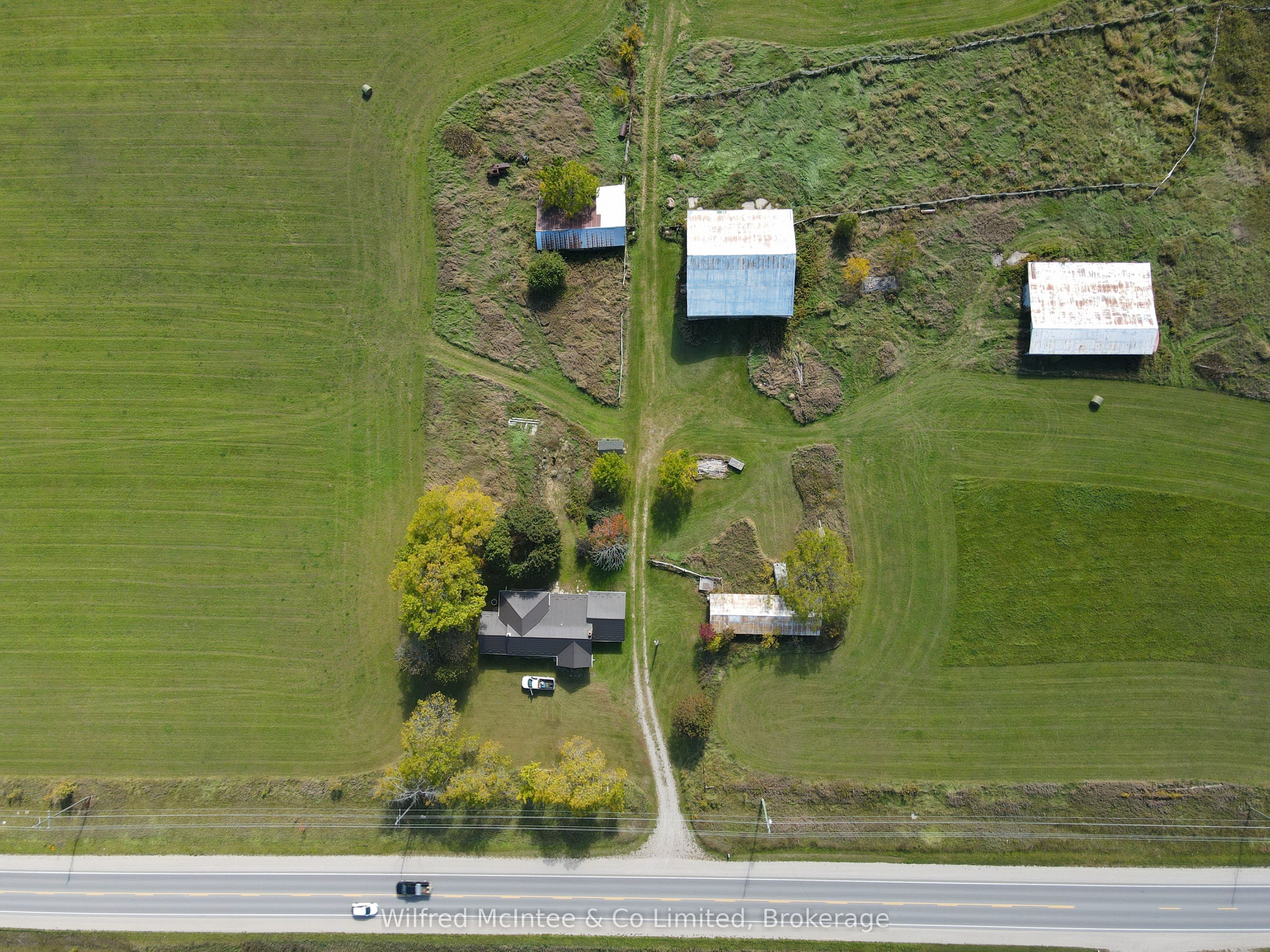 7414 21 Highway Property Photo 7