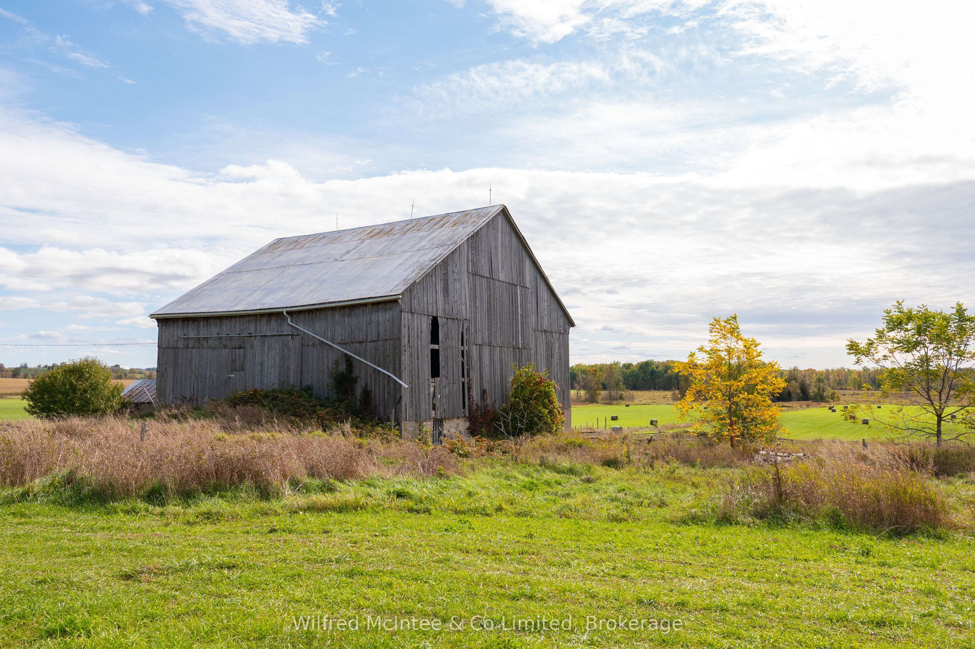 7414 21 Highway Property Photo 10