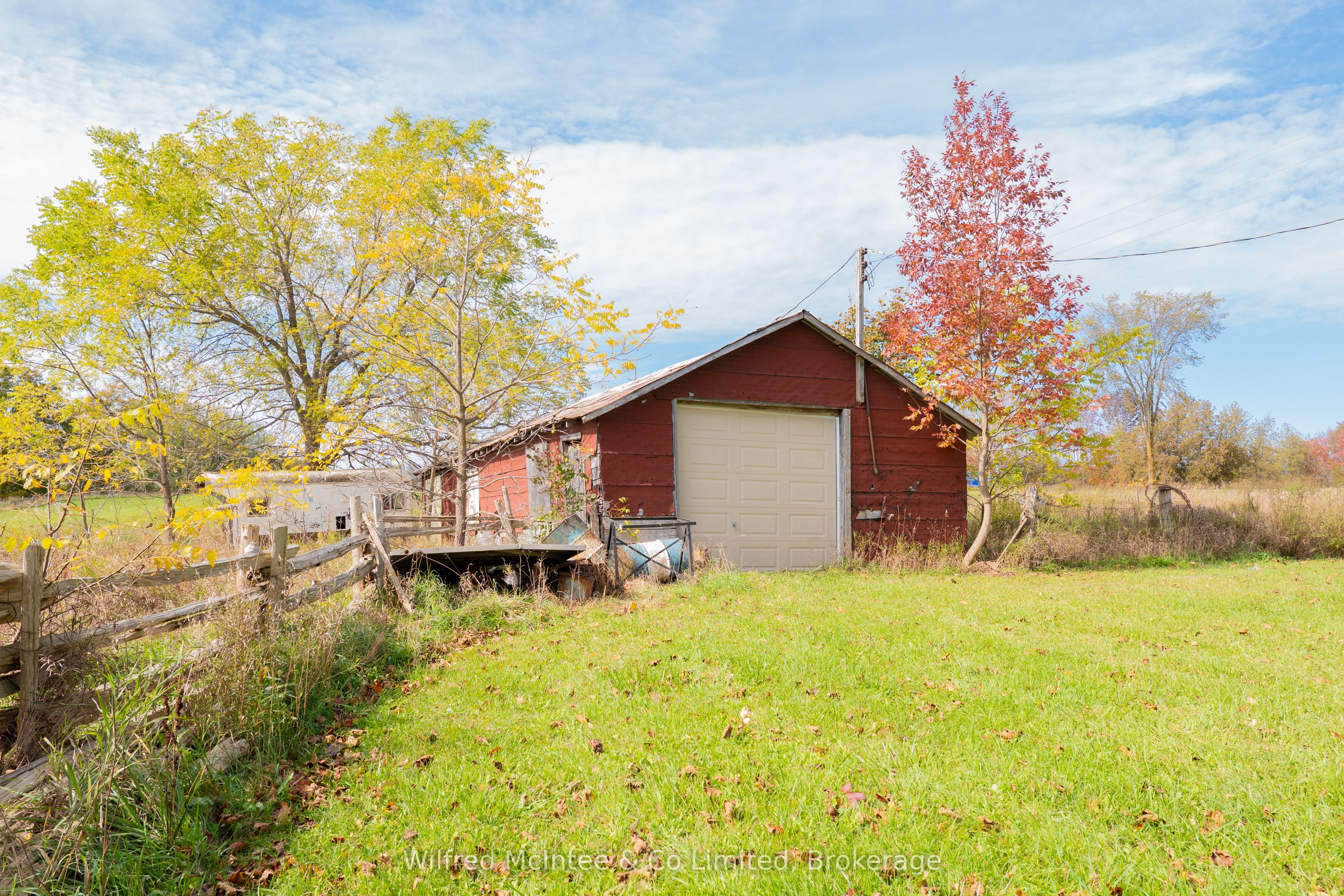 7414 21 Highway Property Photo 16