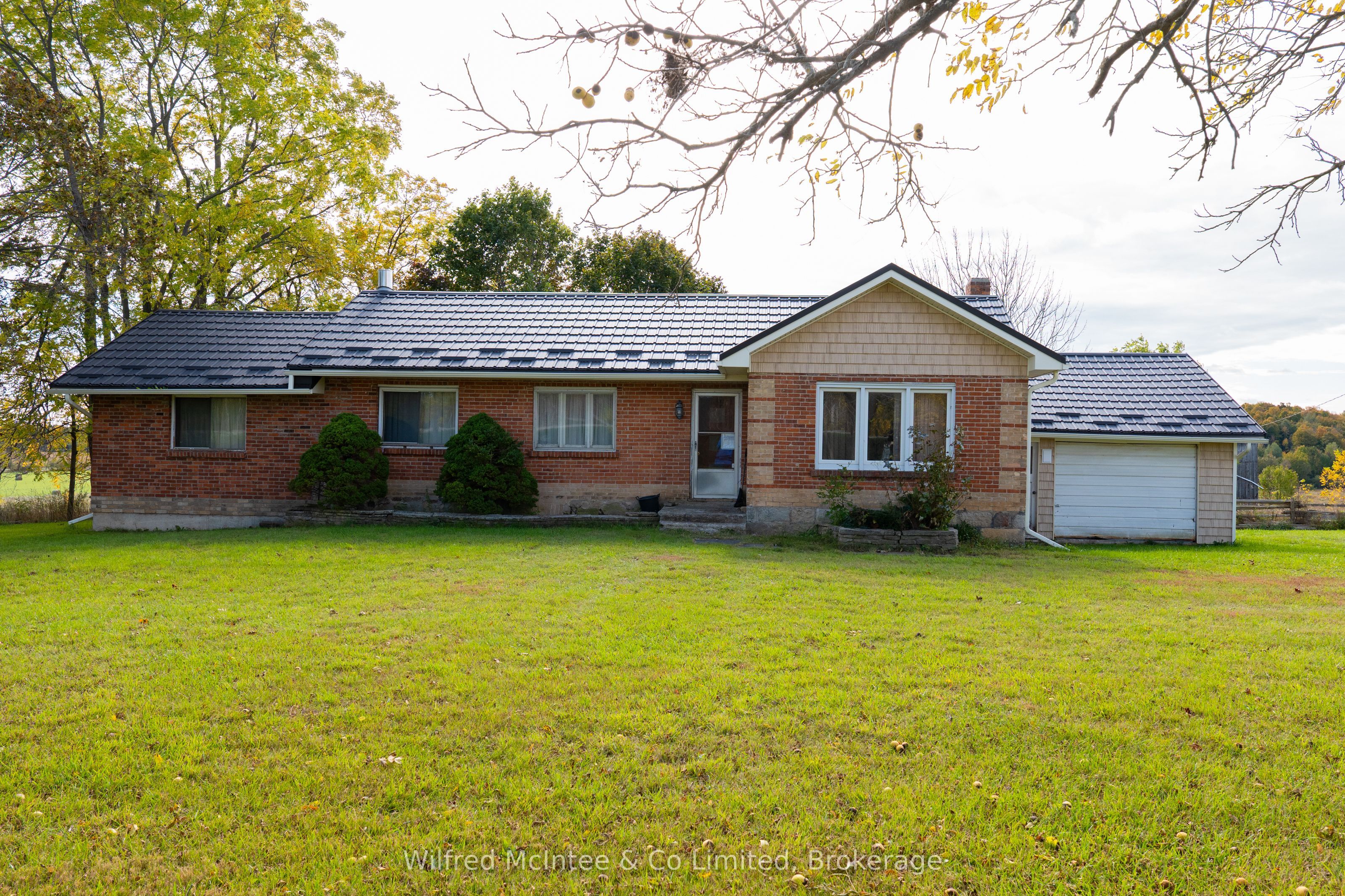 7414 21 Highway Property Photo 20